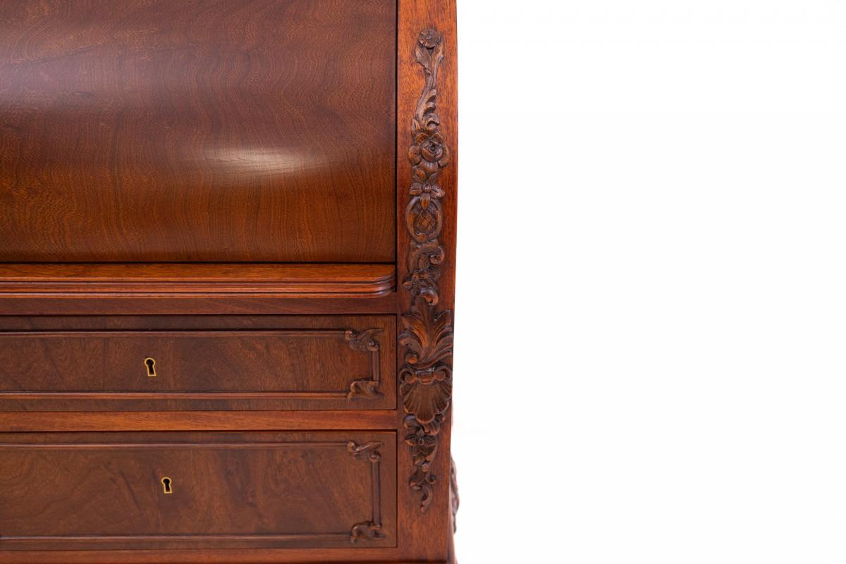 Antique secretary from Northern Europe, around 1880. For Sale 2