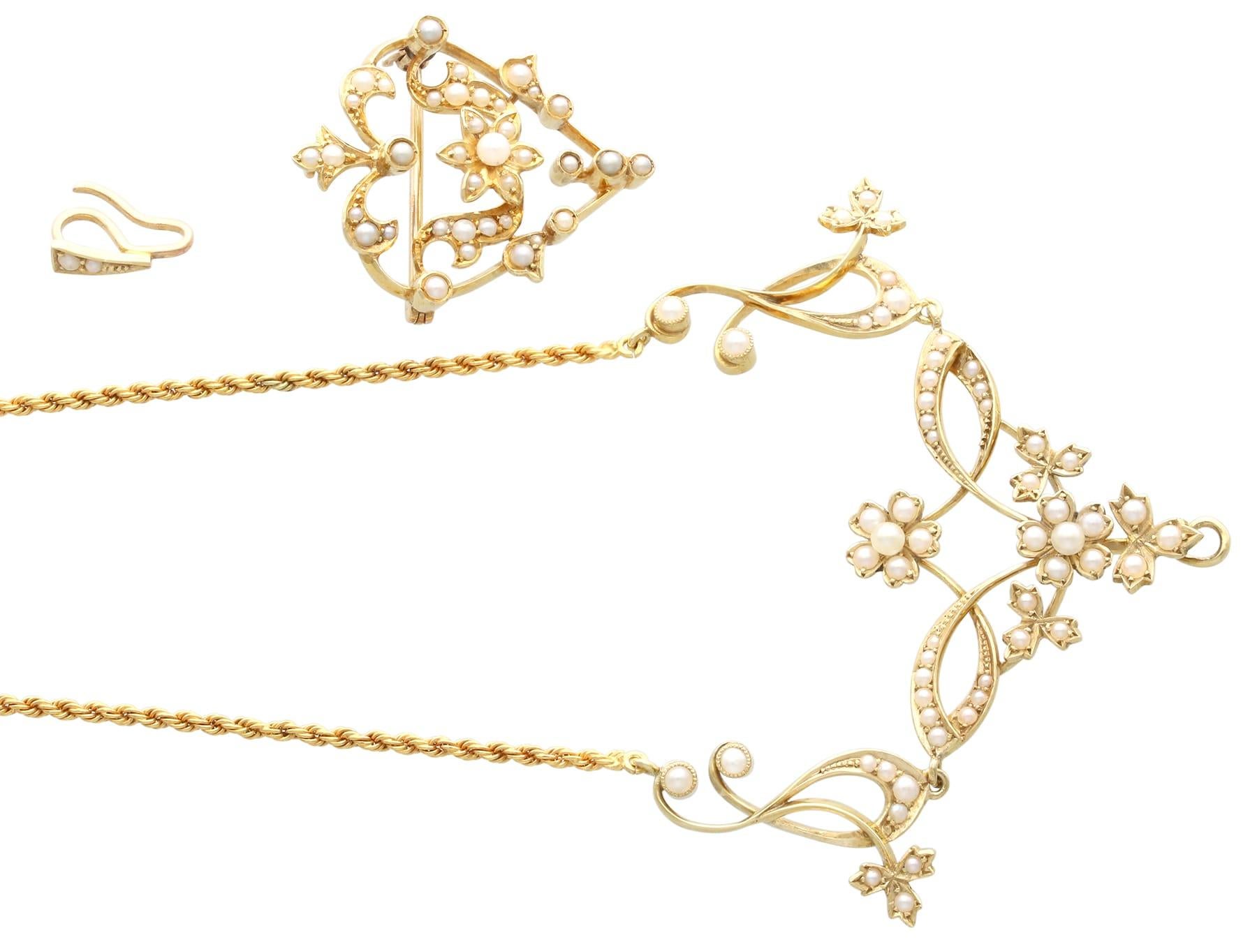 Collier / Broche ancien en perles de rocaille et or jaune 15k Circa 1880 Excellent état - En vente à Jesmond, Newcastle Upon Tyne