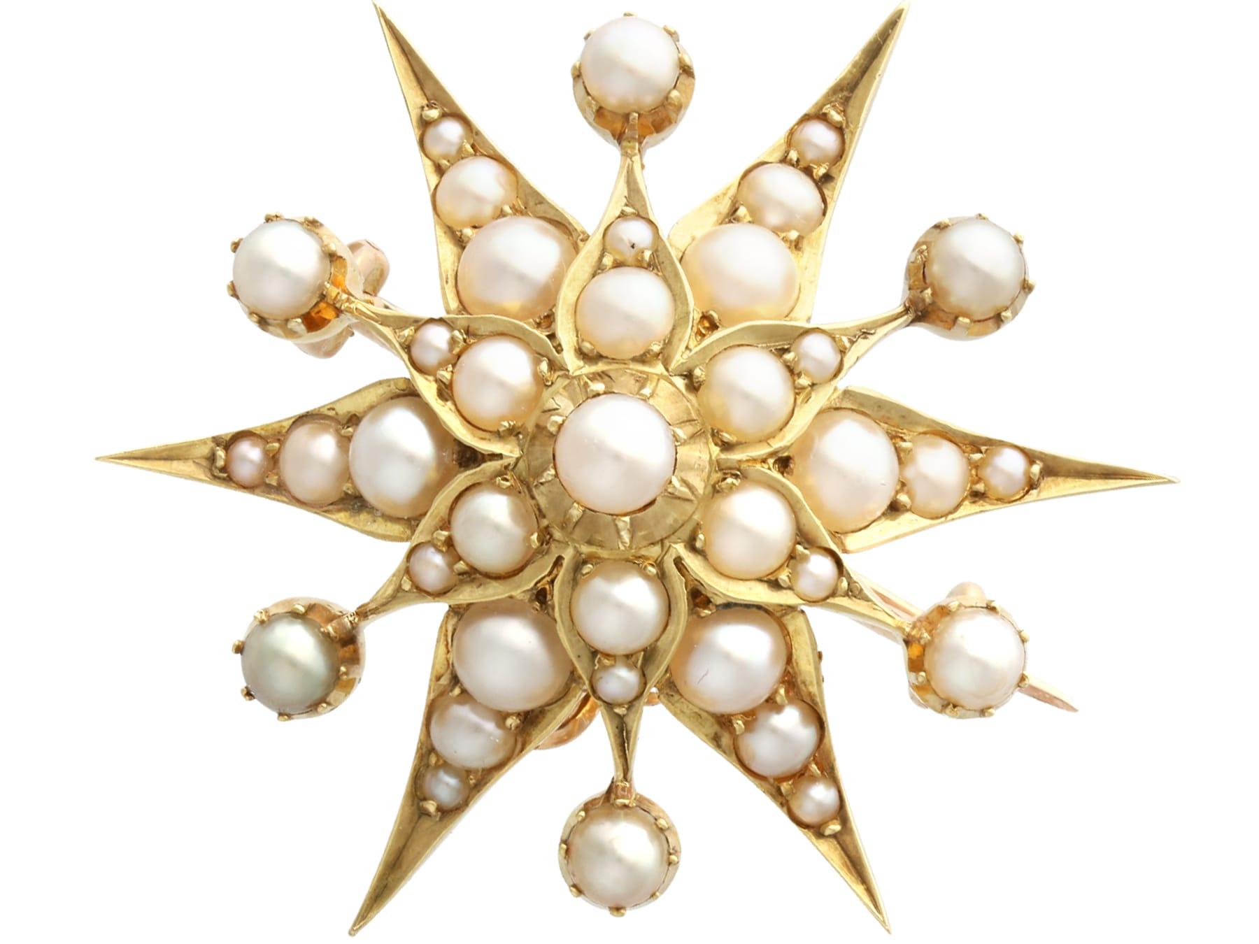 Antique Seed Pearl and 15k Yellow Gold Pendant / Brooch Circa 1920 In Excellent Condition For Sale In Jesmond, Newcastle Upon Tyne