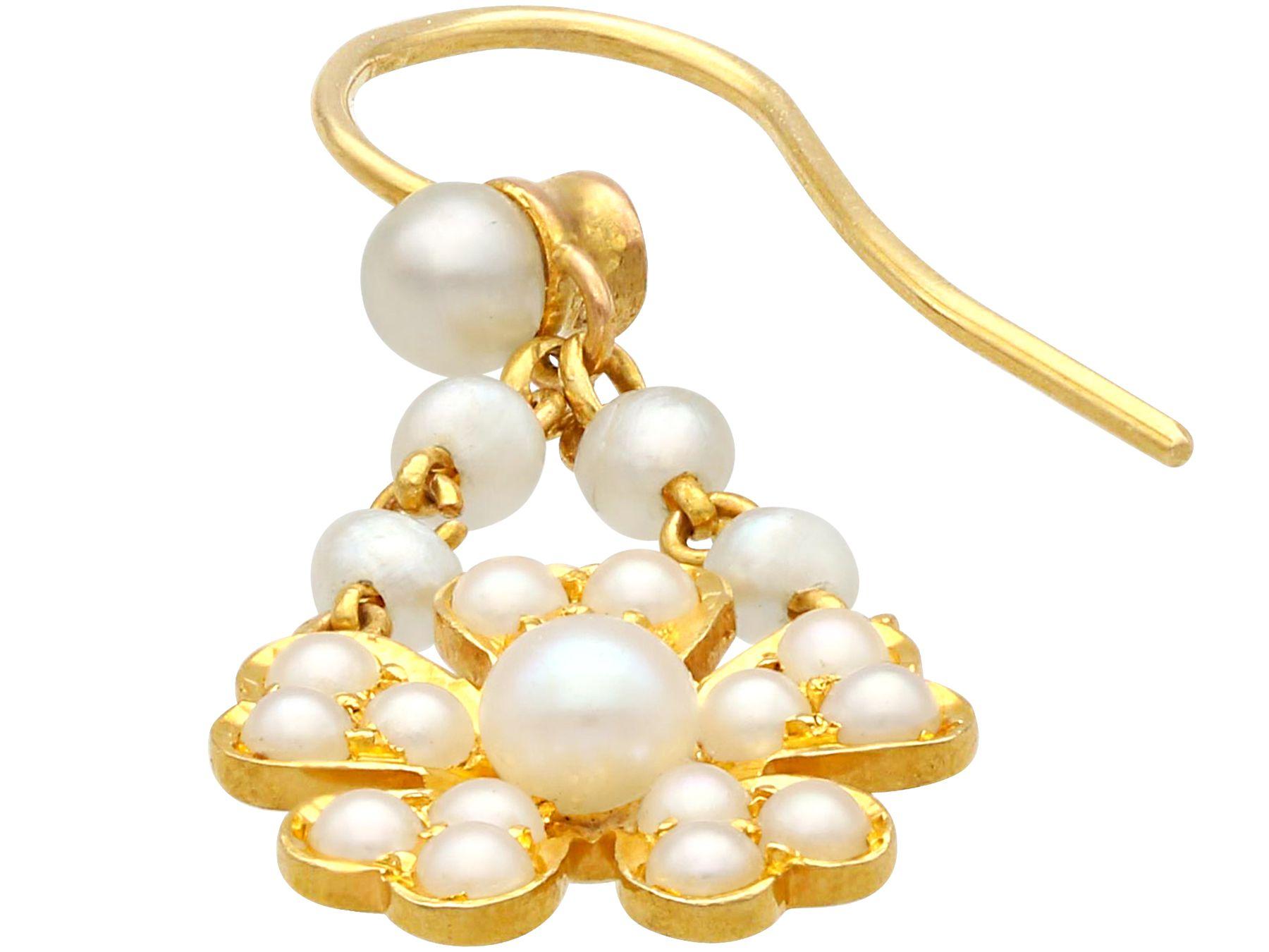 Non taillé Boucles d'oreilles en goutte anciennes en or jaune 18 carats et perles de rocaille, c. 1890 en vente