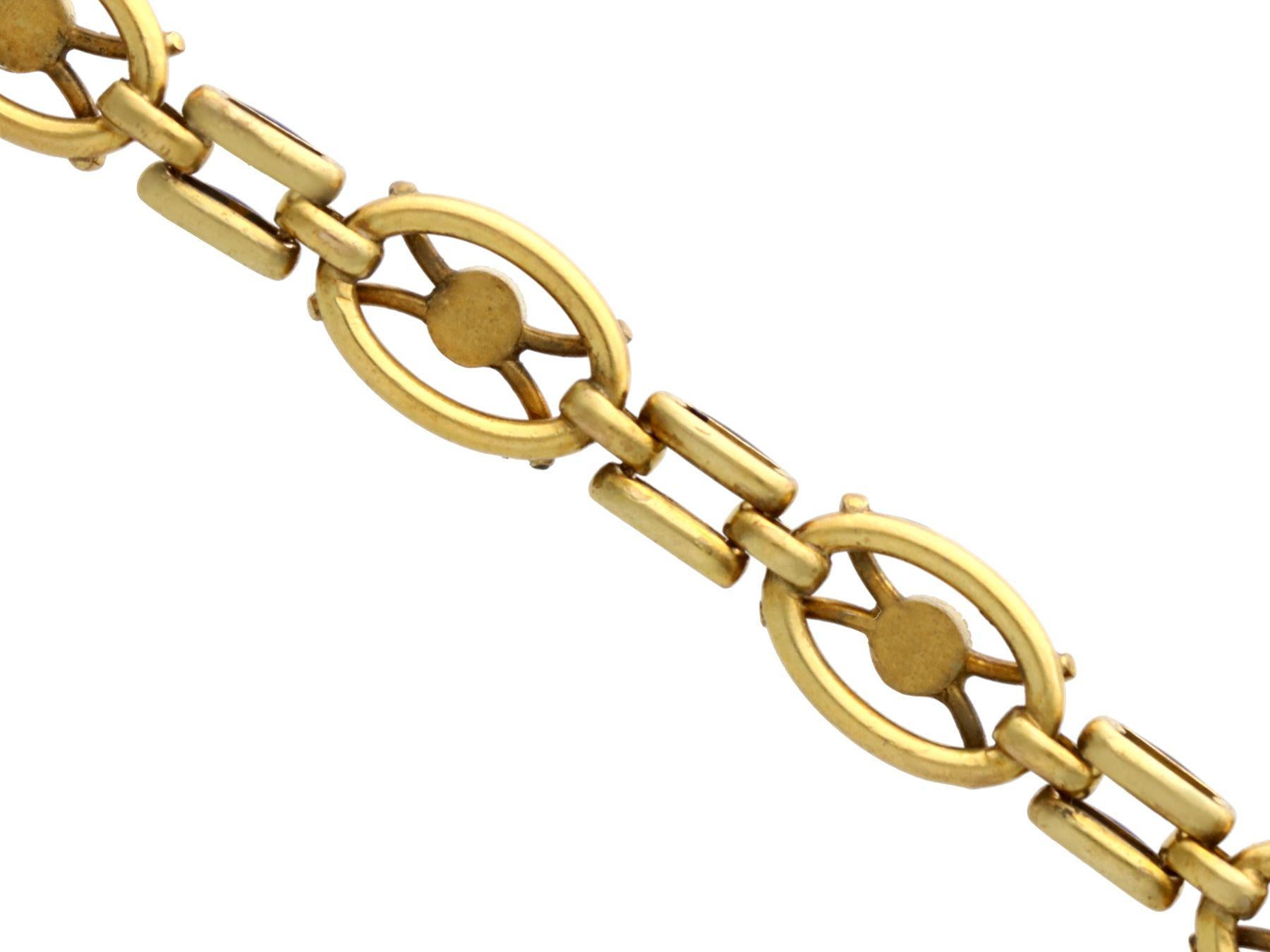 Antike Saatperle und Emaille Gelbgold Tor-Armband für Damen oder Herren im Angebot