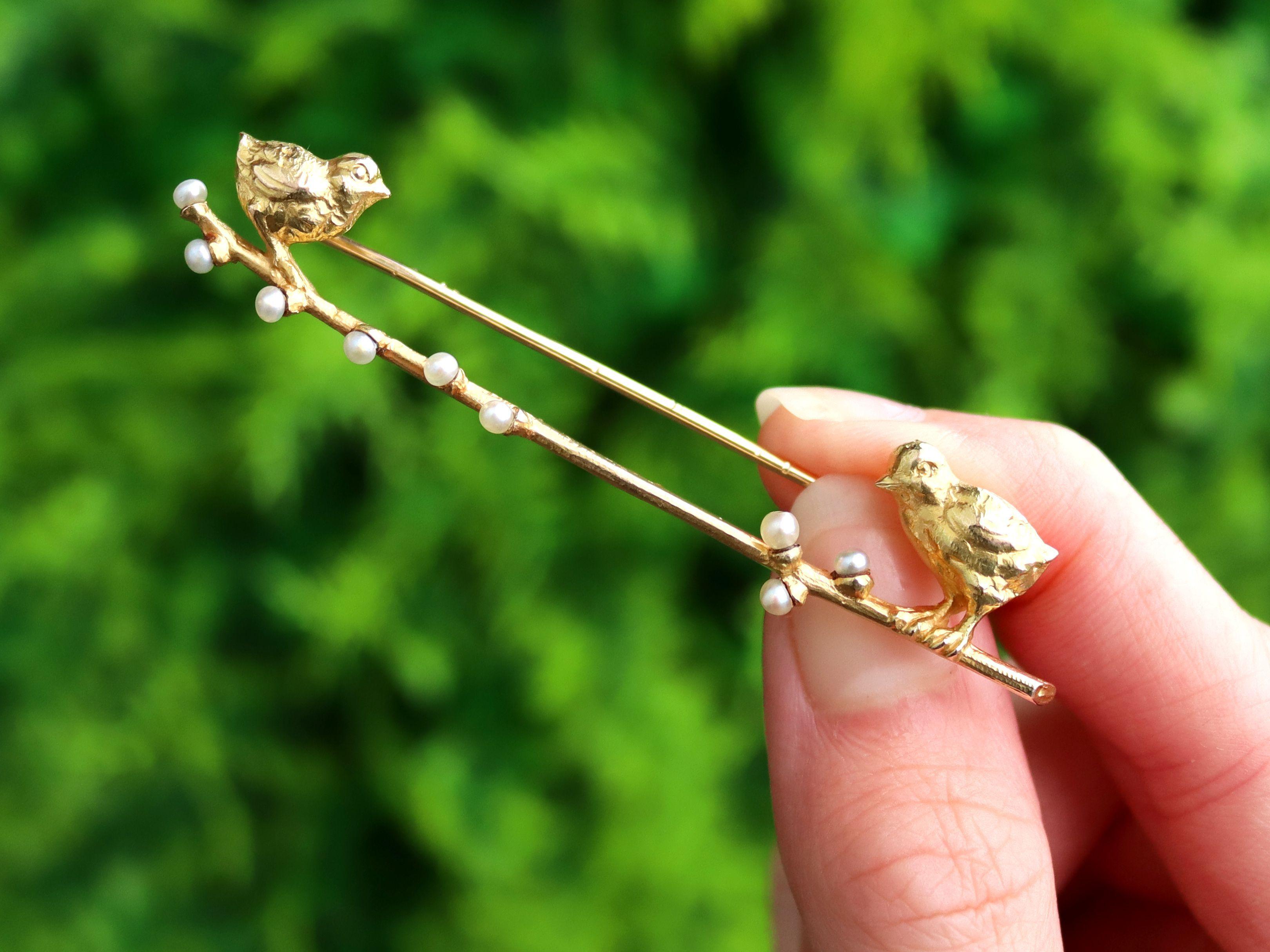 An exceptional, fine and impressive Austro-Hungarian seed pearl and 15 karat yellow gold bird brooch; part of our diverse antique jewellery and estate jewelry collections

This exceptional, fine and impressive bird brooch has been crafted in 15k