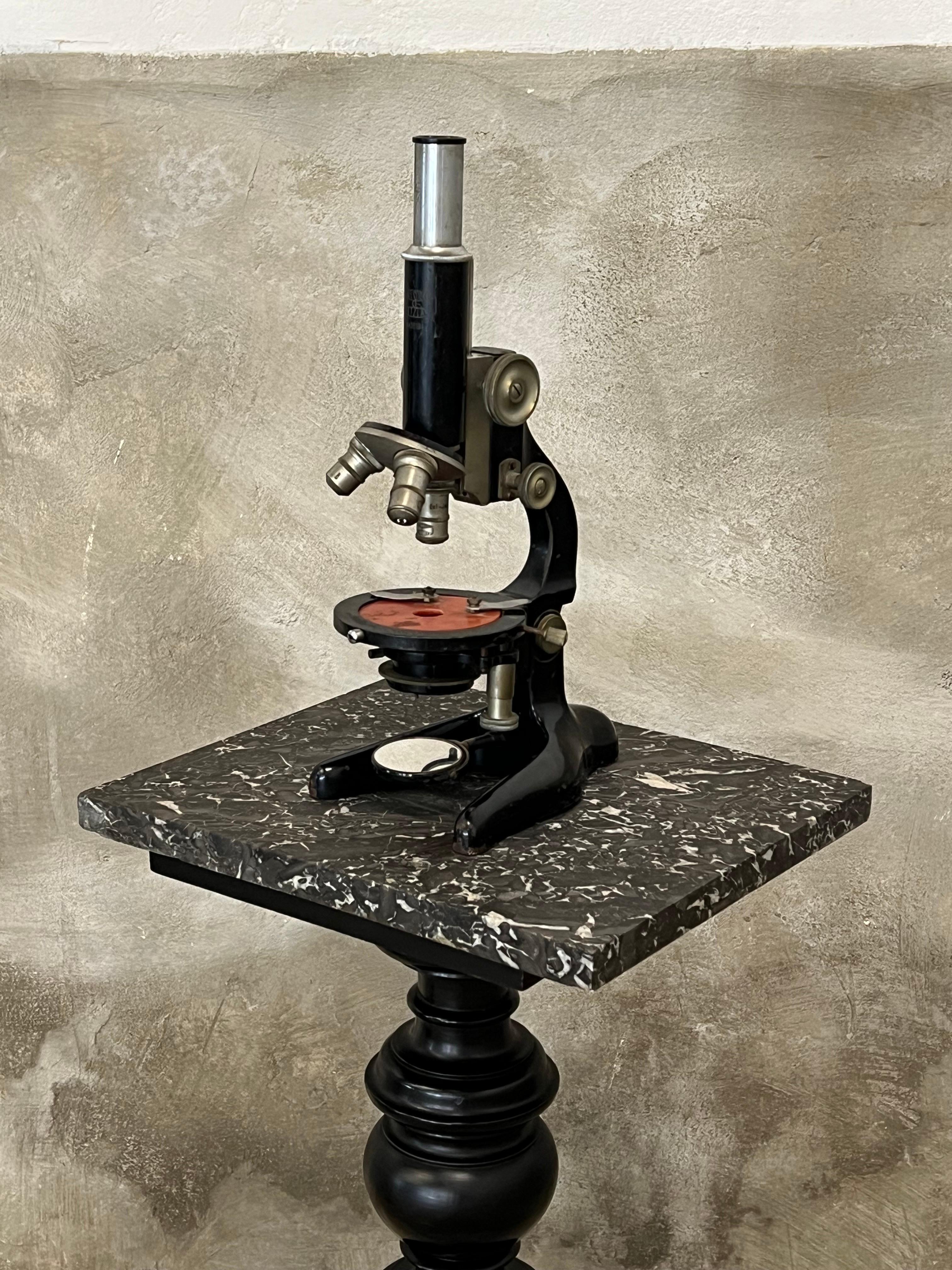 Metal Antique Seibert Witzlar Microscope, app. 1920 For Sale