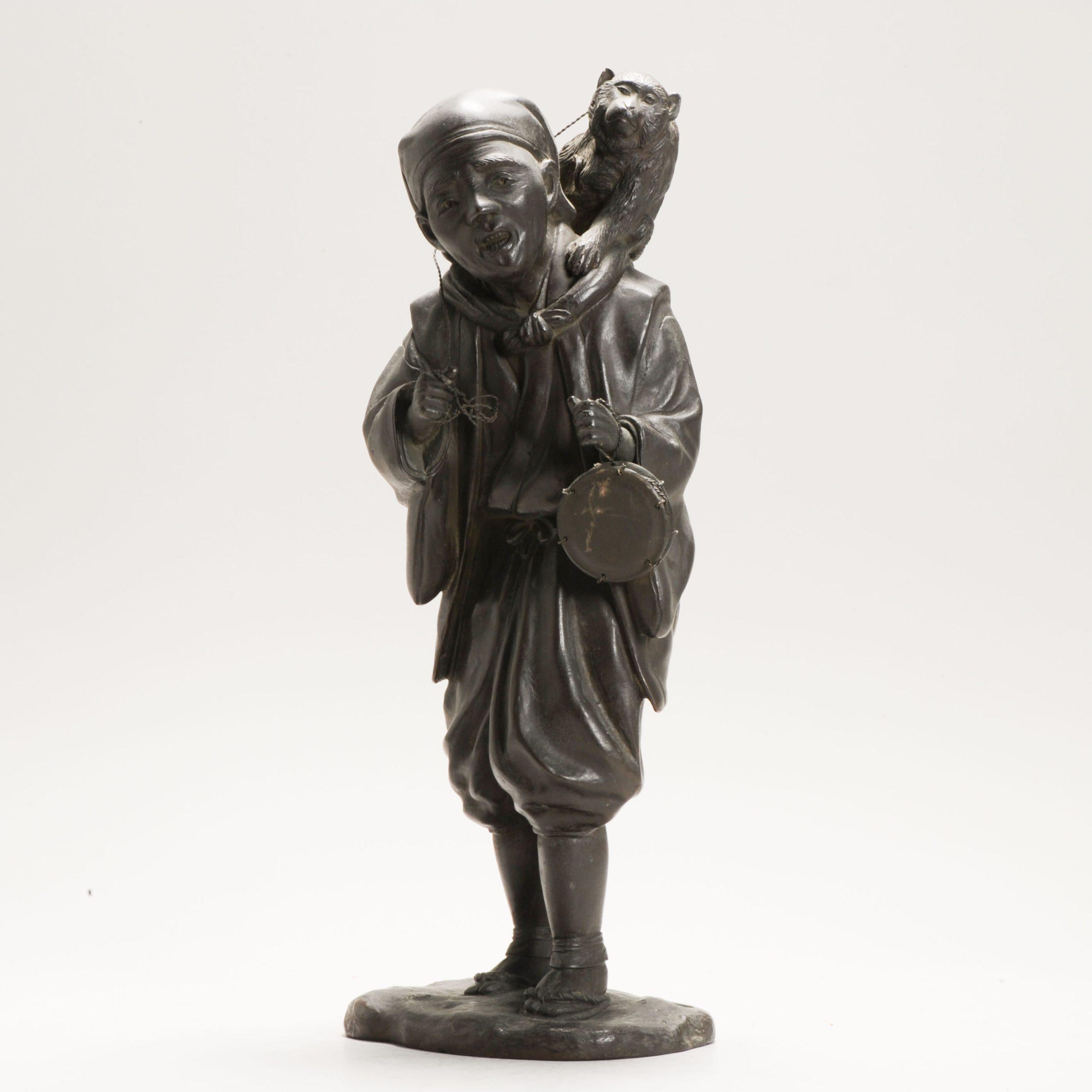 Antique Seiya-sei for Genryusai Seiya Bronze Man and Monkey Statue Japan Meij For Sale 3