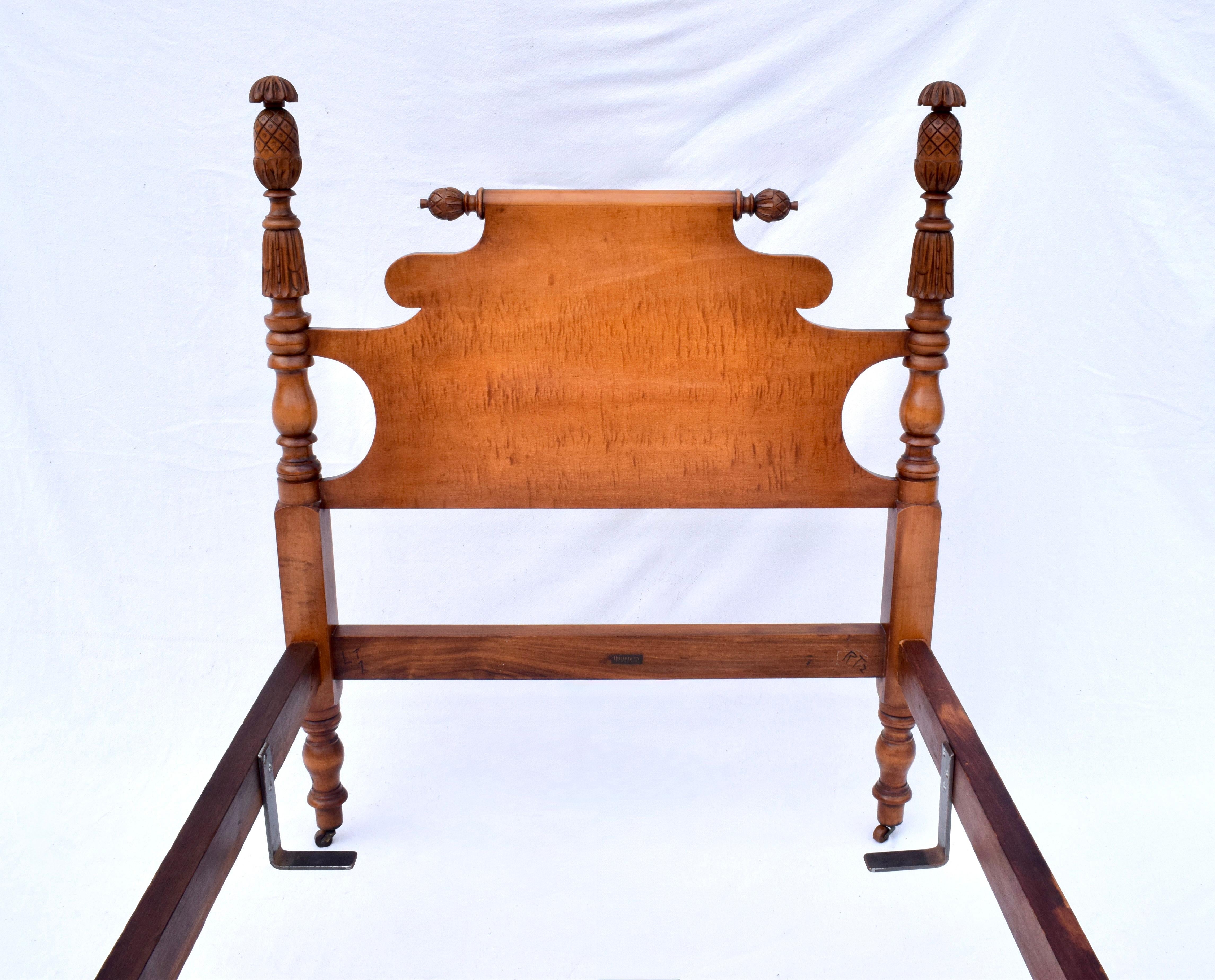 Antico letto a due piazze semi-postale American Feder, CIRCA 1910 in vendita 3