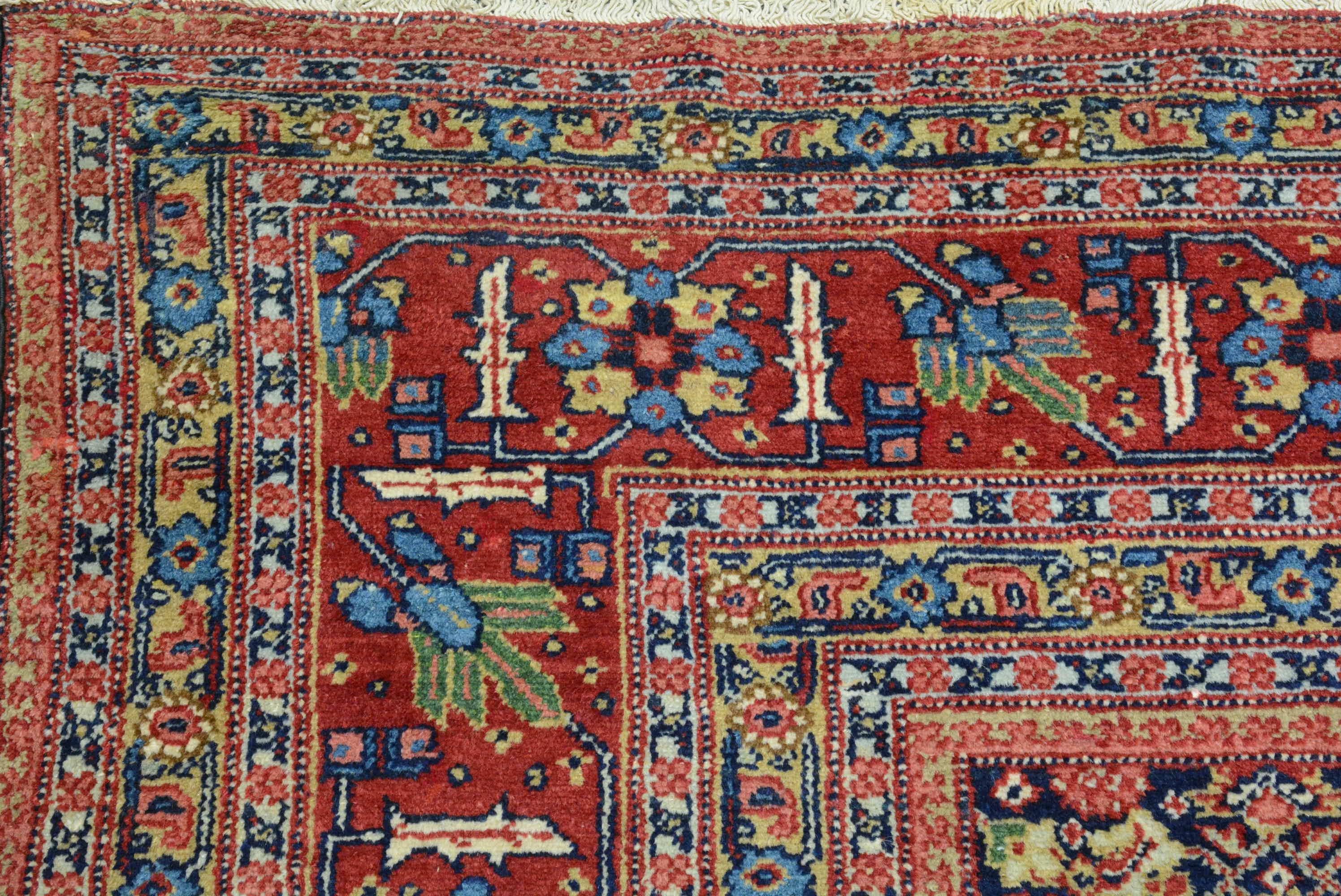 Antiker Senna Baff-Tabriz-Teppich aus Täbris im Zustand „Hervorragend“ im Angebot in Closter, NJ