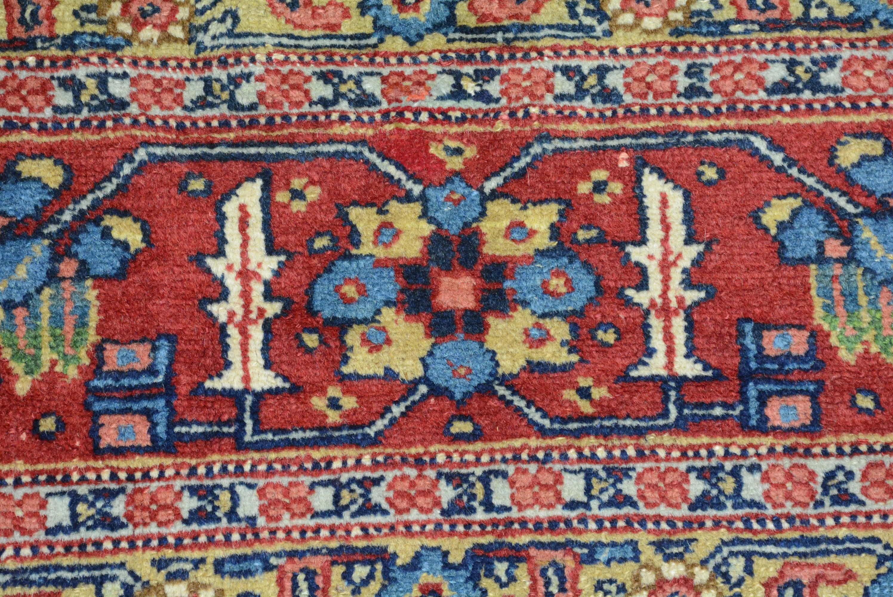 Antiker Senna Baff-Tabriz-Teppich aus Täbris (19. Jahrhundert) im Angebot