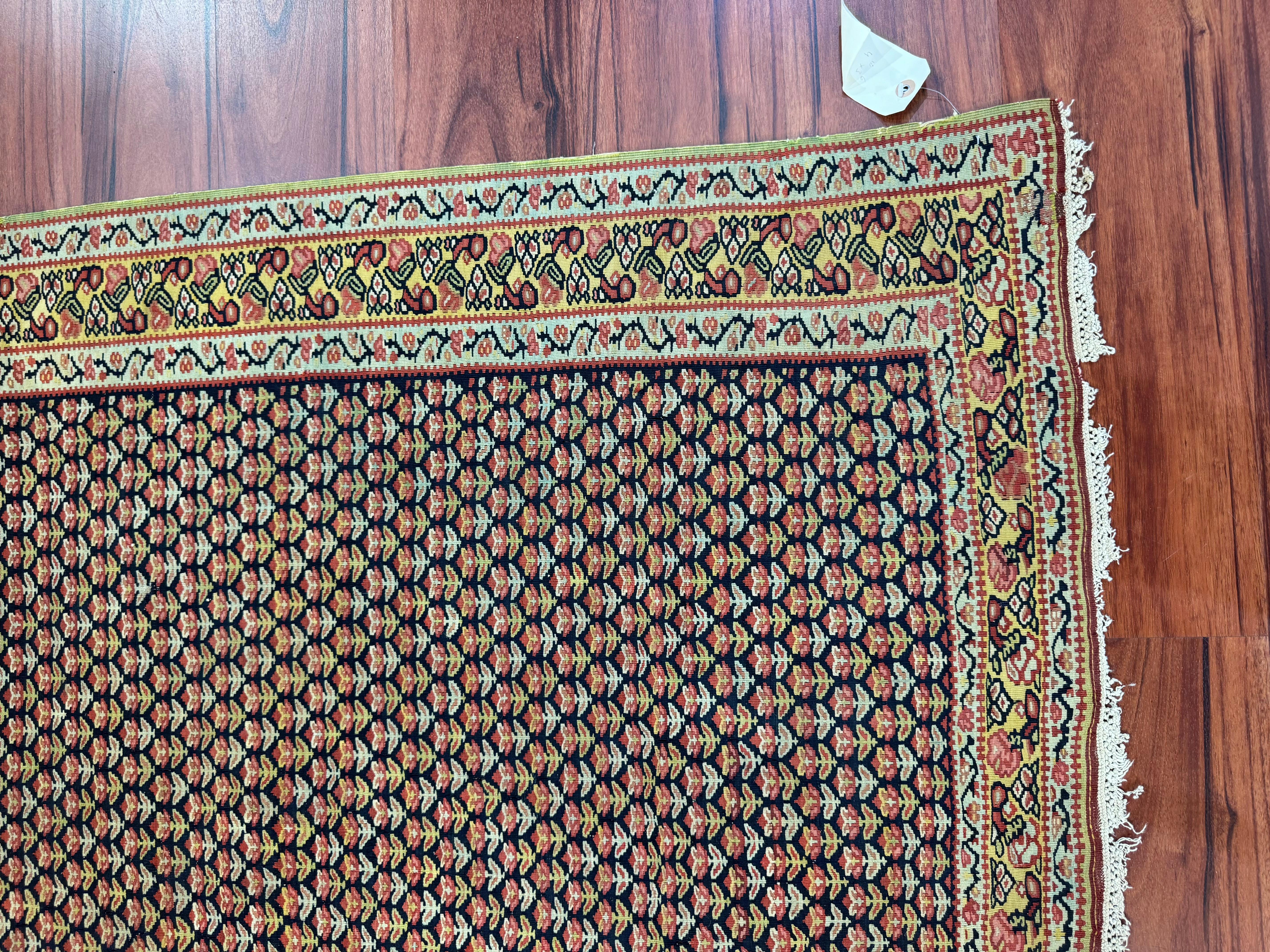 Antiker Senneh-Kilim-Teppich im Angebot 23