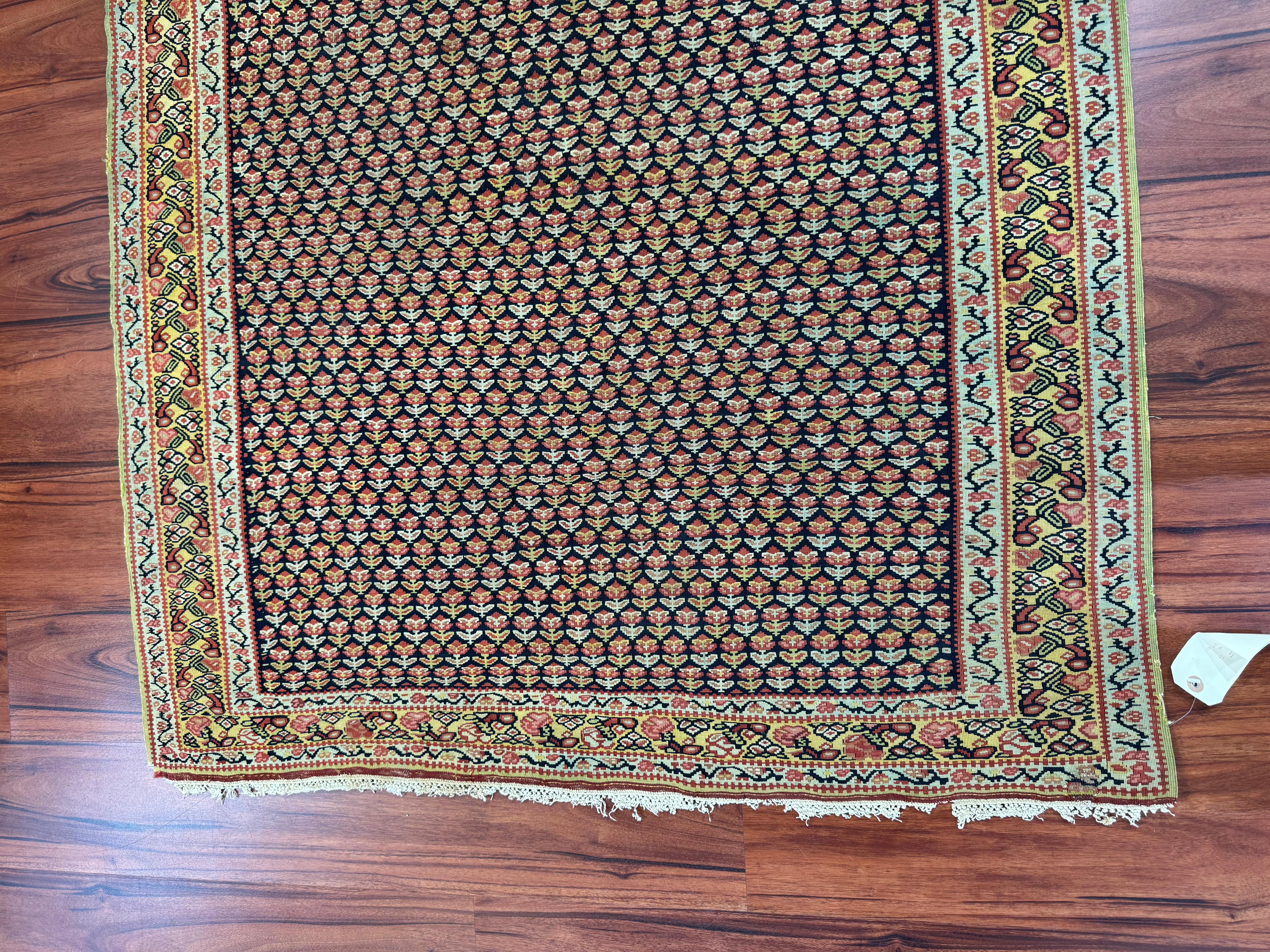 Antiker Senneh-Kilim-Teppich (Handgeknüpft) im Angebot