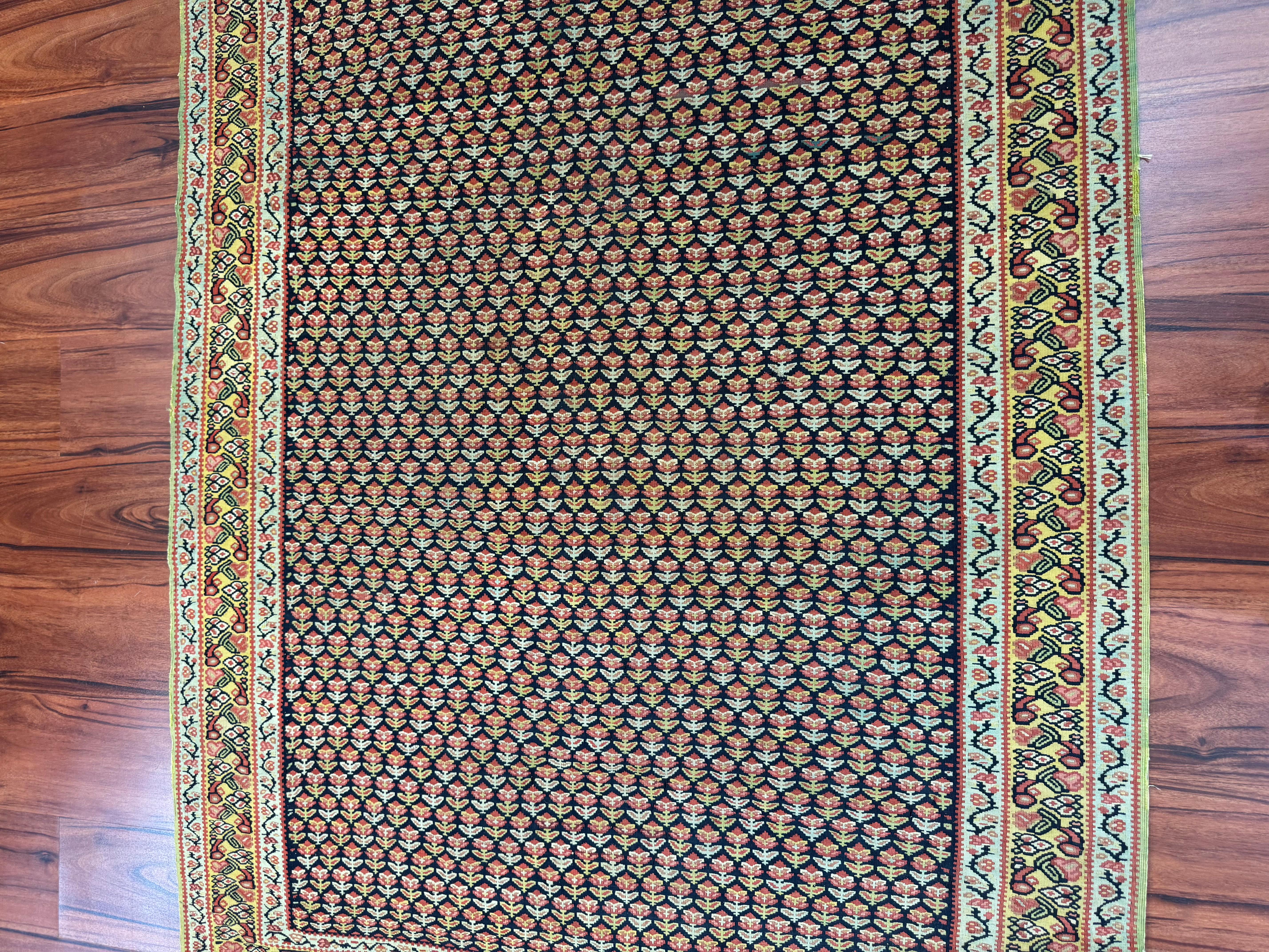 Antiker Senneh-Kilim-Teppich im Zustand „Hervorragend“ im Angebot in Gainesville, VA