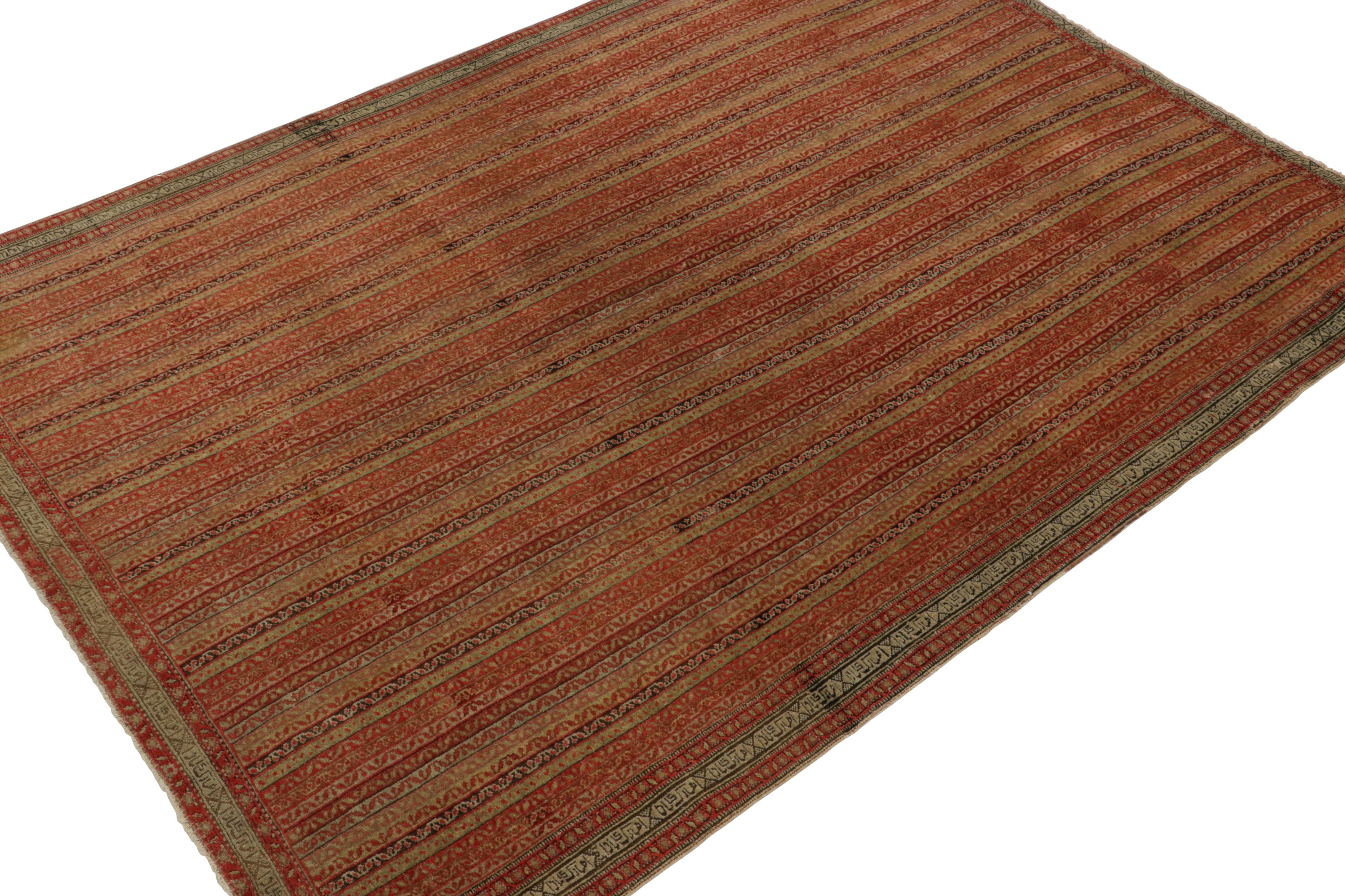 Antiker antiker Savannah-Perserteppich aus roter und beiger Wolle mit Blumenmuster von Teppich & Kelim (Persisch) im Angebot