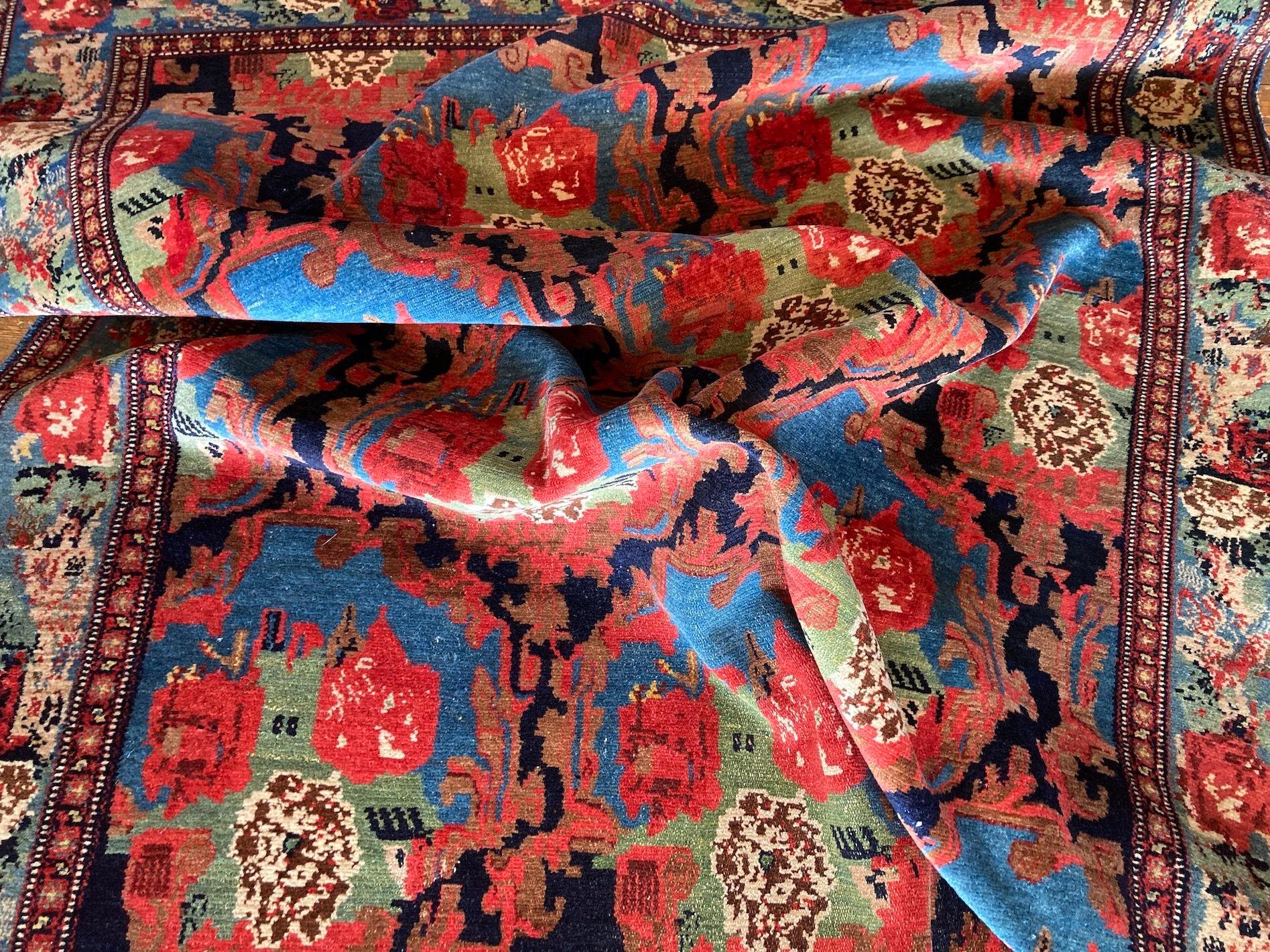 Antique Senneh Rug 1.82m x 1.38m For Sale 11