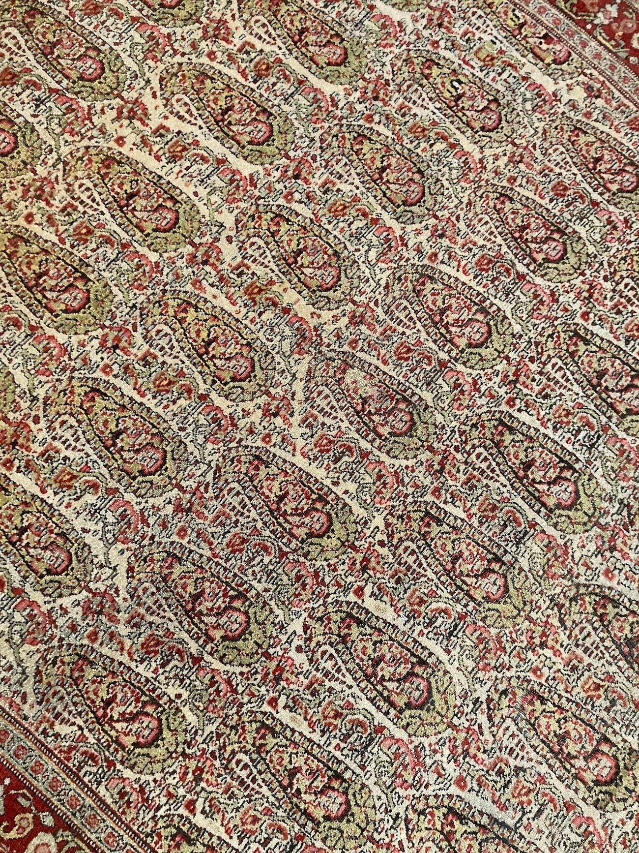 Antiker Senneh-Teppich 2,02 m x 1,36 m im Angebot 5