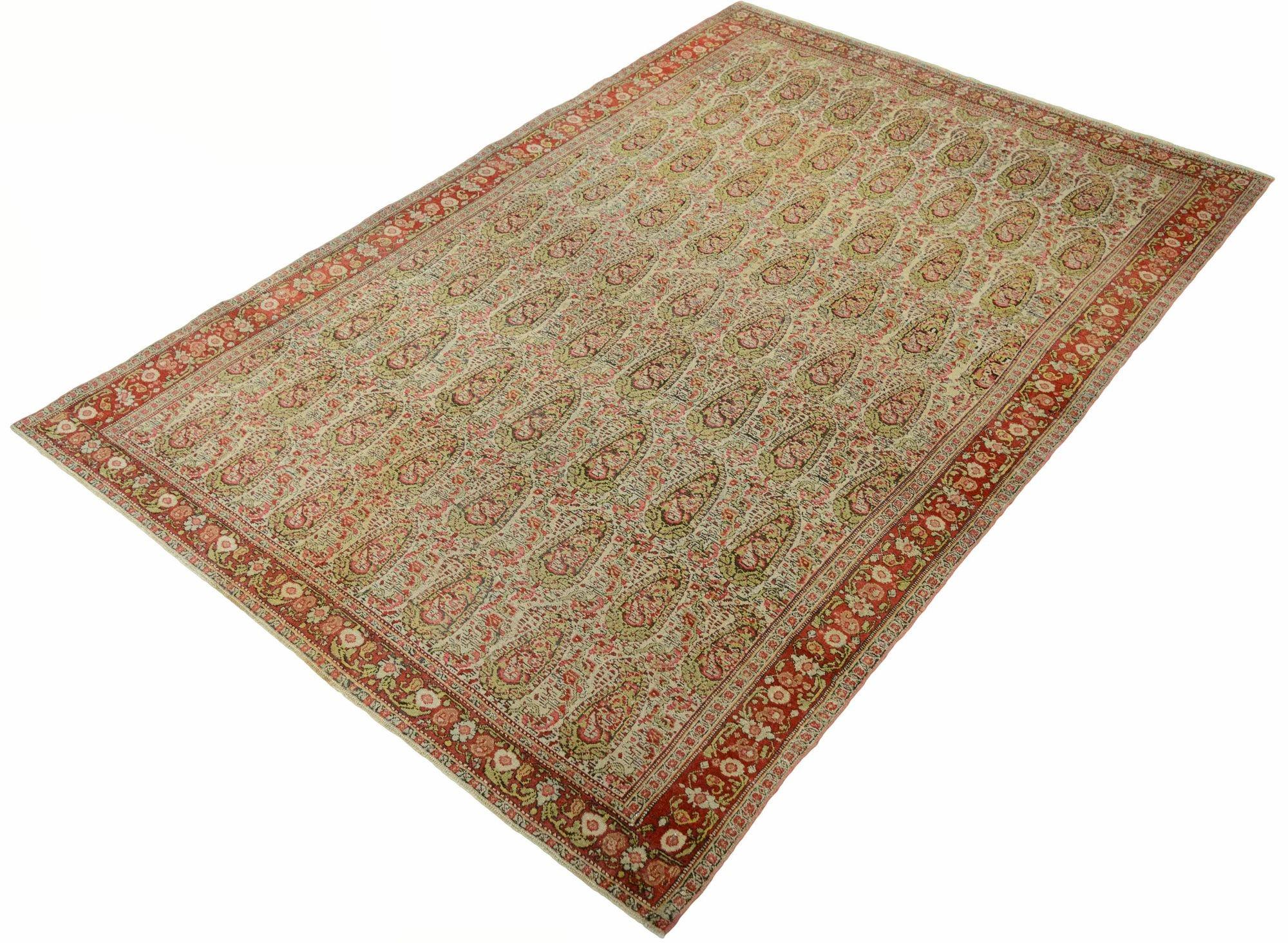 Antique Senneh Rug 2.02m x 1.36m In Good Condition For Sale In St. Albans, GB