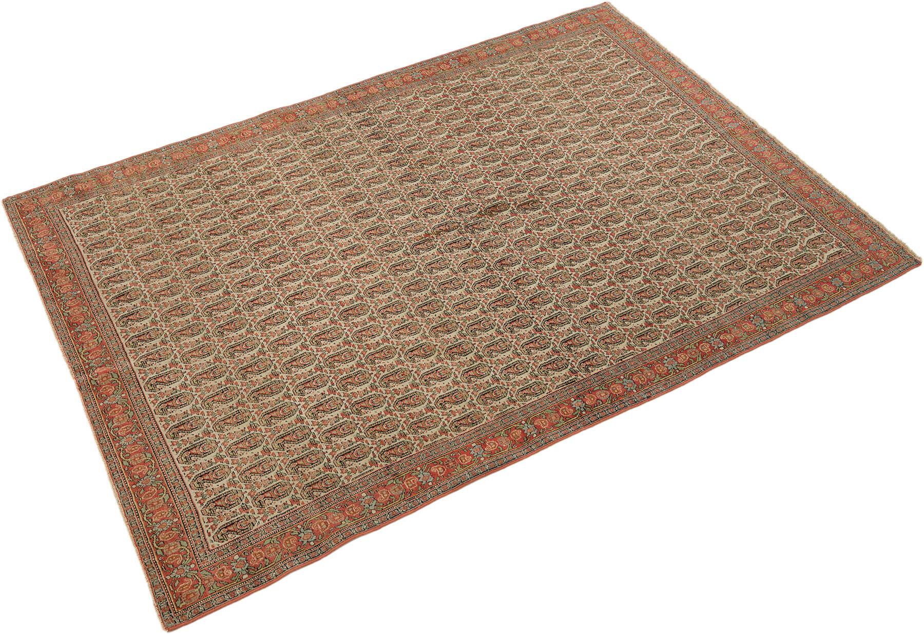 Antiker Senneh-Teppich, handgeknüpft, 6,4 × 4,6 Fuß - Beige & Rot (Persisch) im Angebot