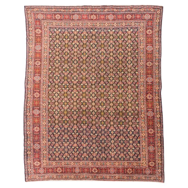 Antique Senneh Wool Rug. Circa. 1920. 2.85 x 2.25 m