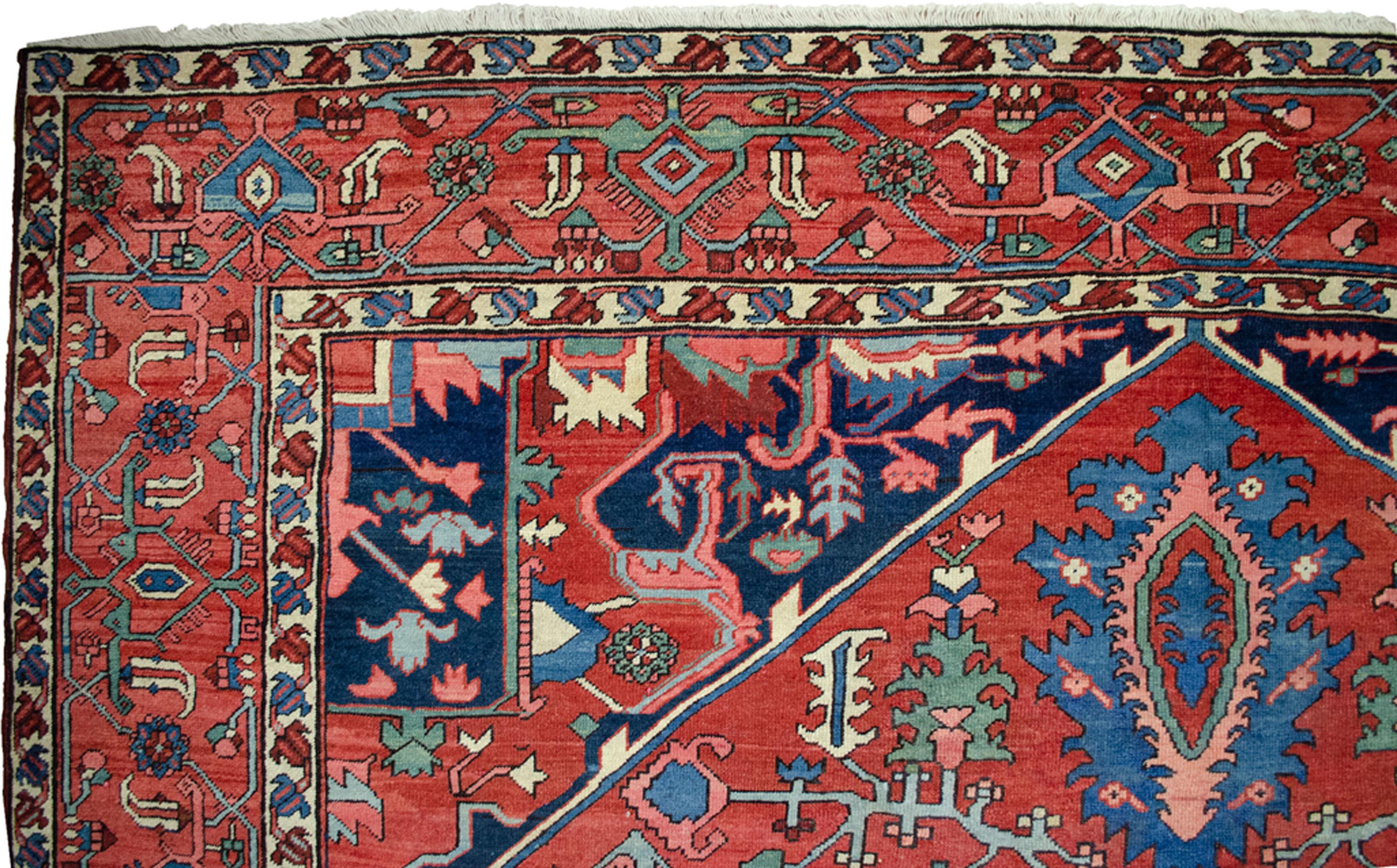 Antiker Serapi-Teppich 443x295cm im Zustand „Gut“ im Angebot in Henley-on-Thames, Oxfordshire