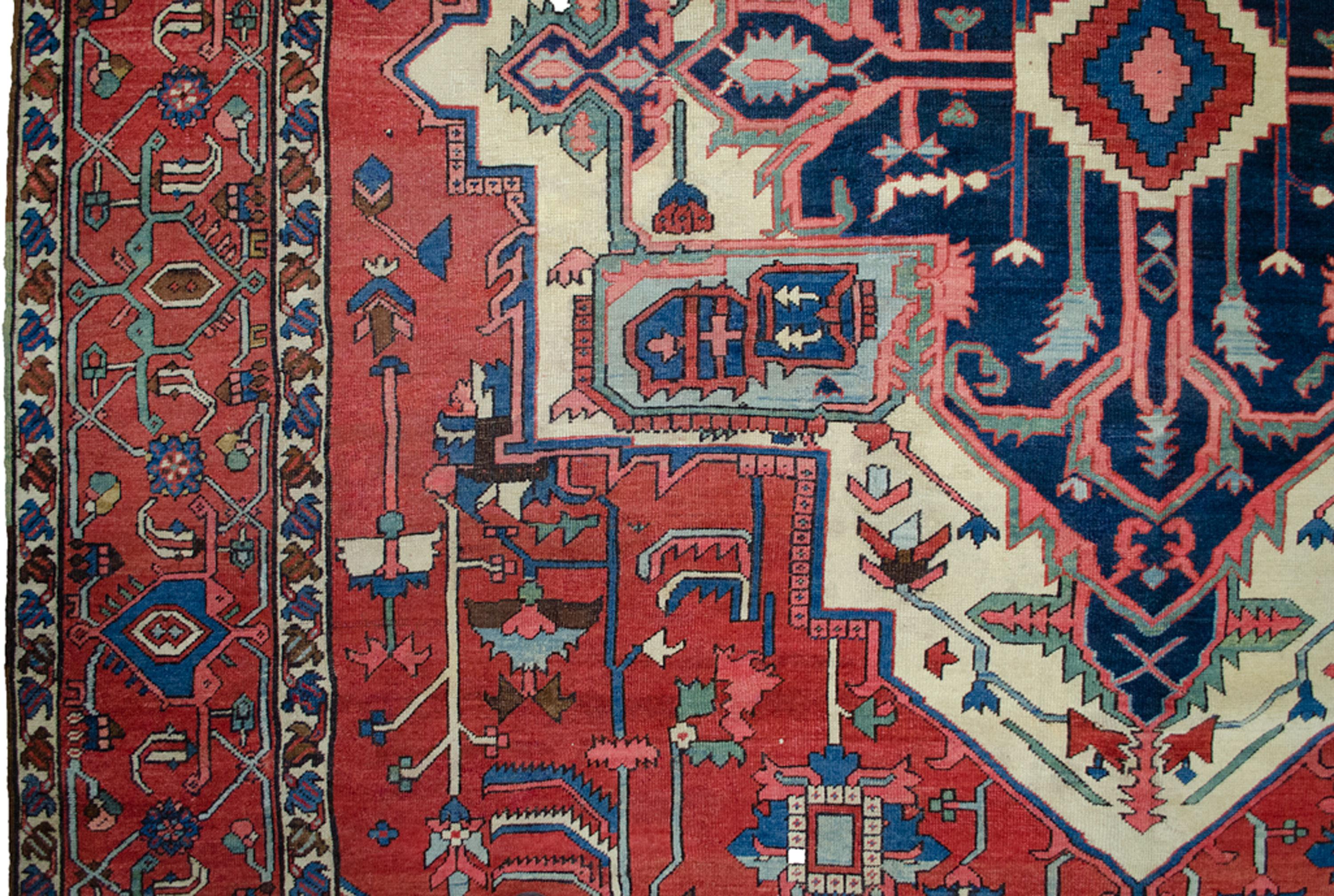 Antiker Serapi-Teppich 443x295cm im Angebot 1