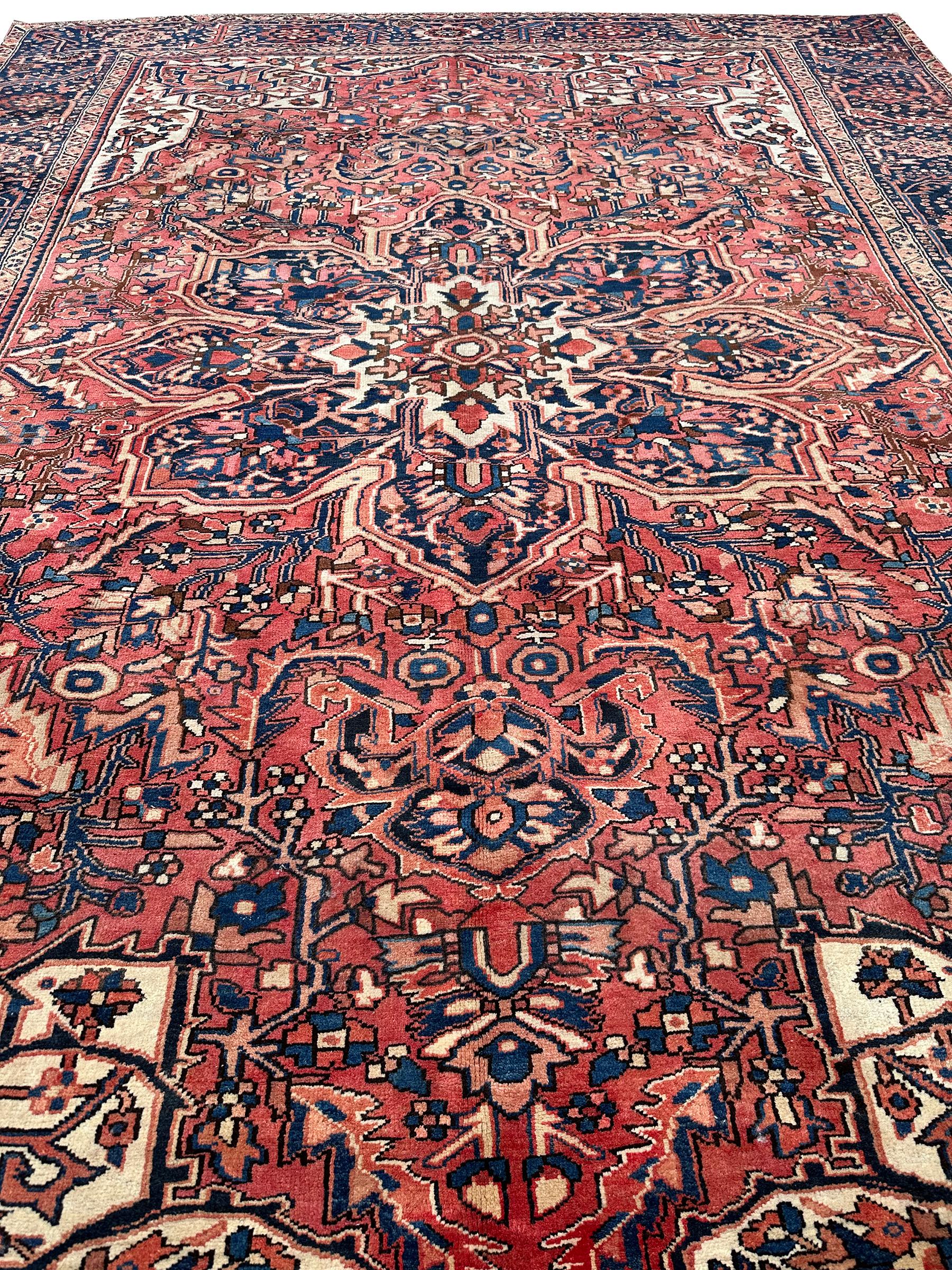 Tappeto antico Serapi Geometrico Heriz Durevole 10x13 Tappeto Orientale 297cmx399cm in vendita 2