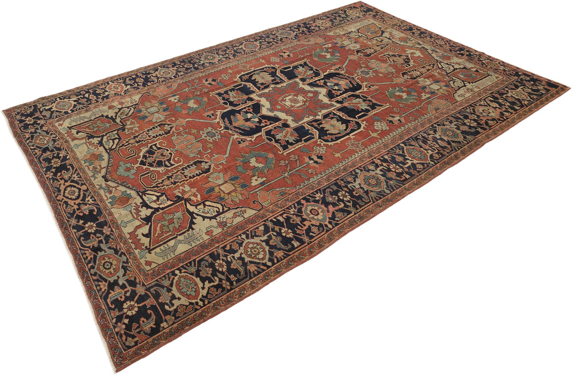 Antiker Serapi (marineblau, grün, elfenbeinfarben, rot und zart apricot, 383 cm x 255 cm) (Persisch) im Angebot