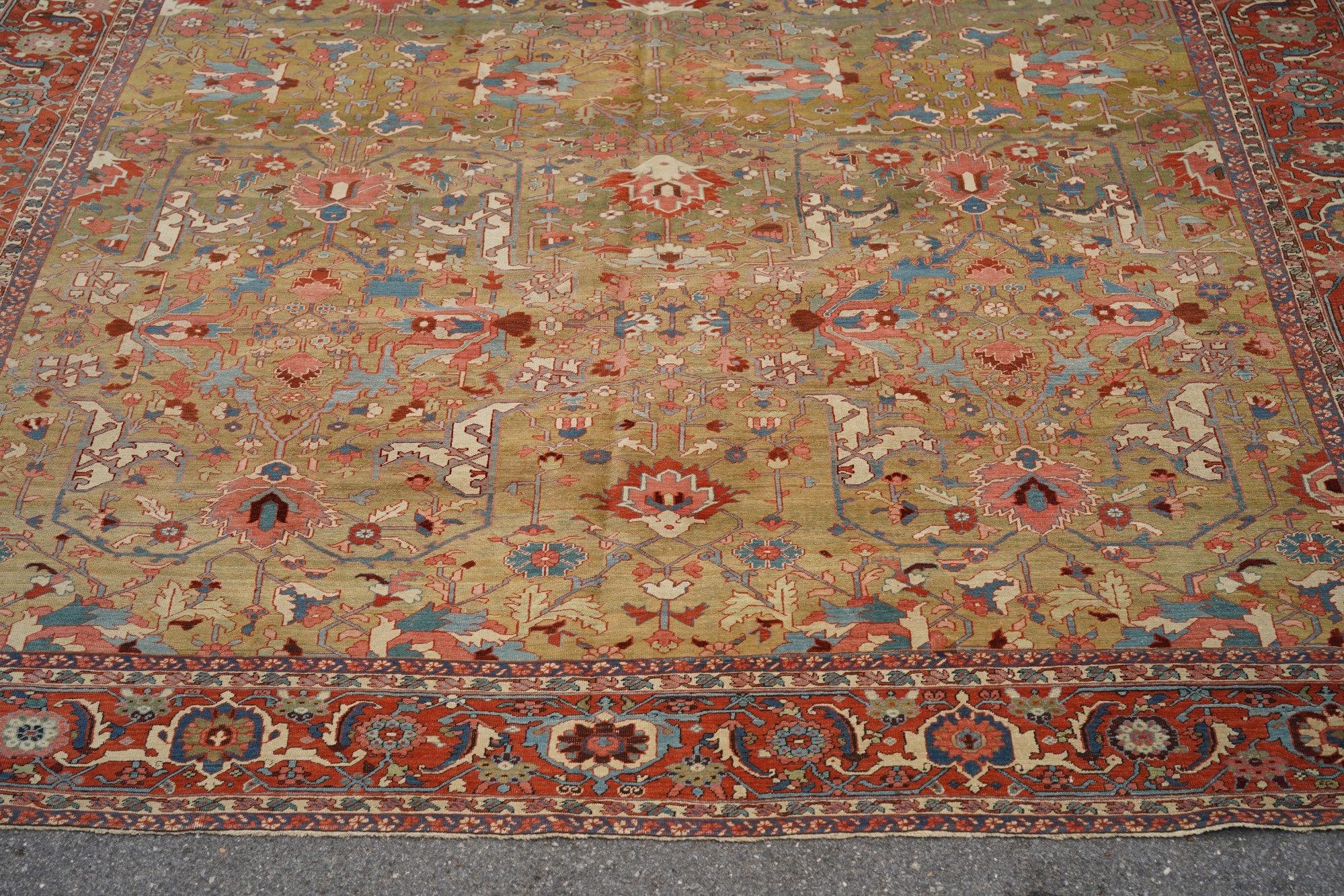 Antiker Serapi-Teppich 11'6'' x 15'0'' aus Serapi im Zustand „Gut“ im Angebot in New York, NY
