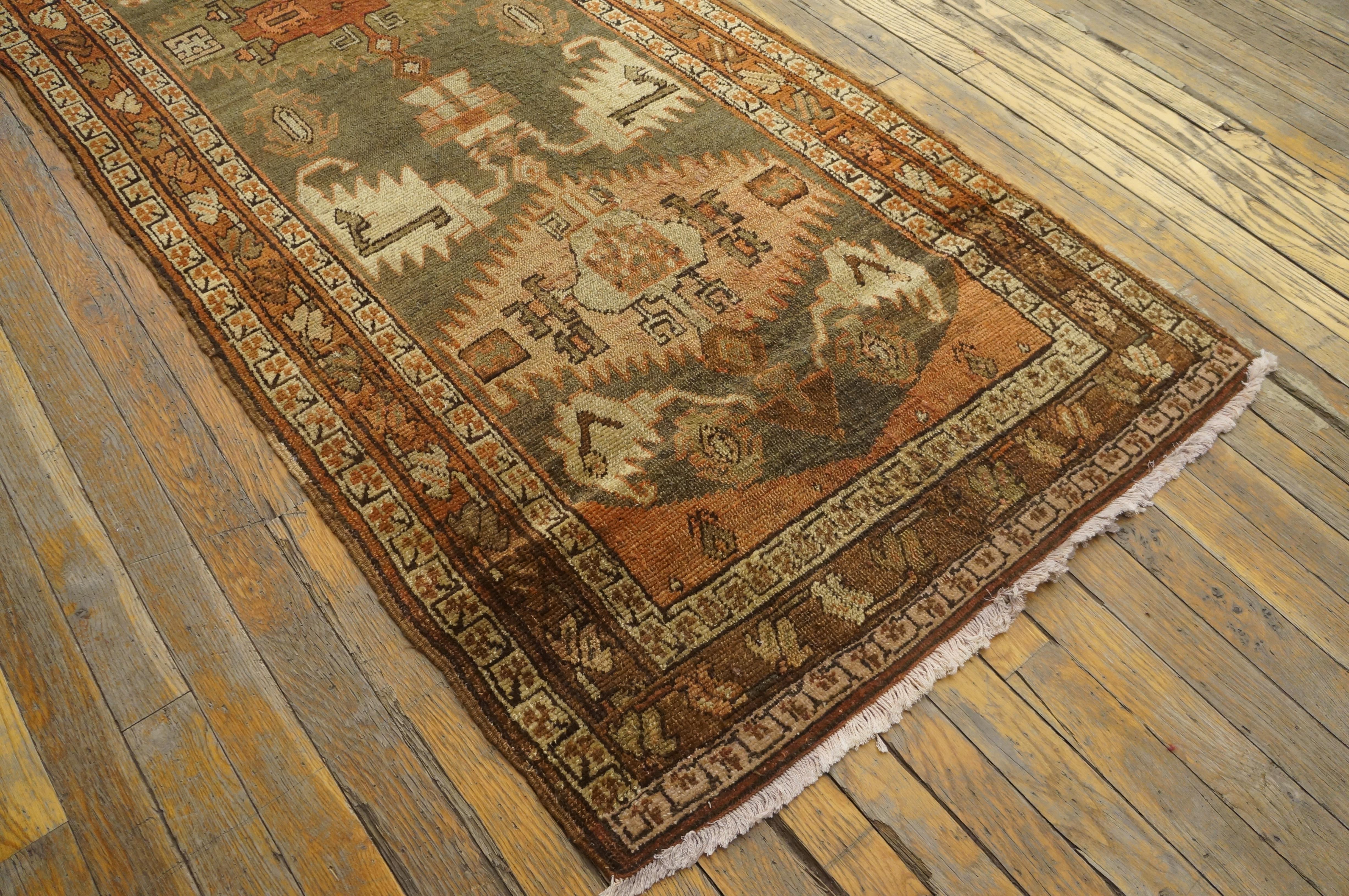 Persian 19th Century N.W. Serapi Carpet ( 2'8