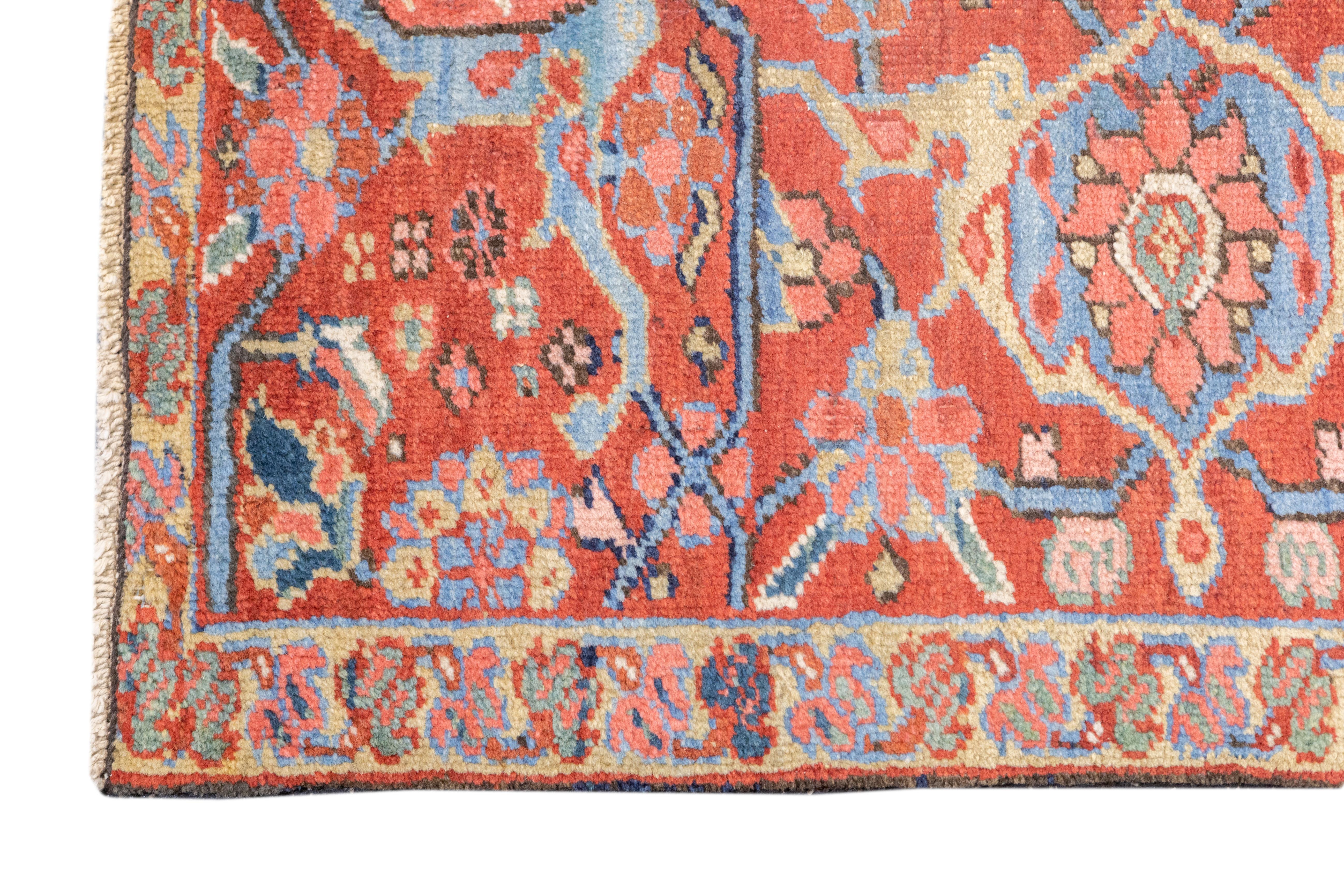 Wool Antique Serapi Rug 8'8'' x 12'4'' For Sale