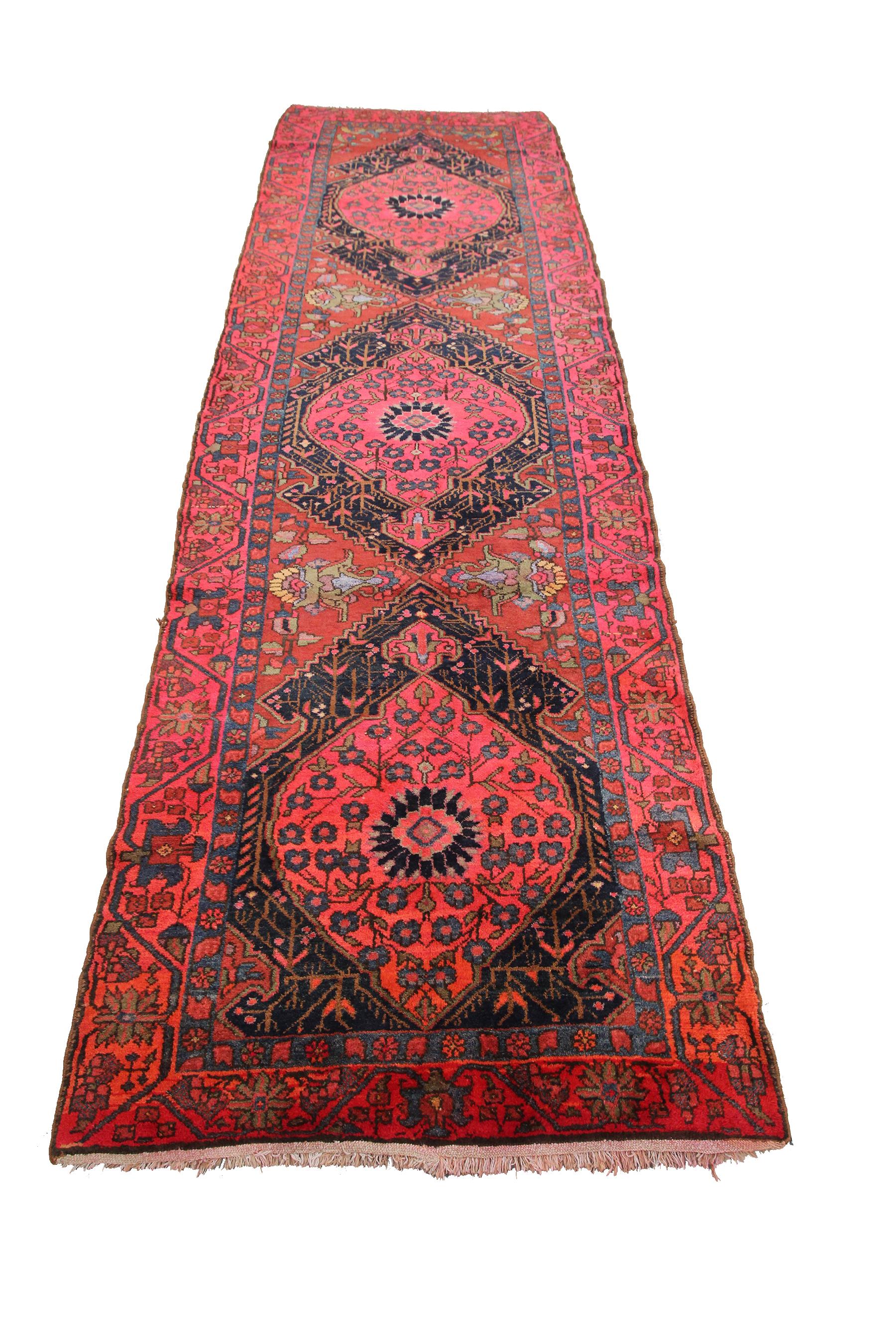 Noué à la main Tapis persan ancien Serapi Heriz Serapi tapis de couloir Heriz émaillé à la main en vente