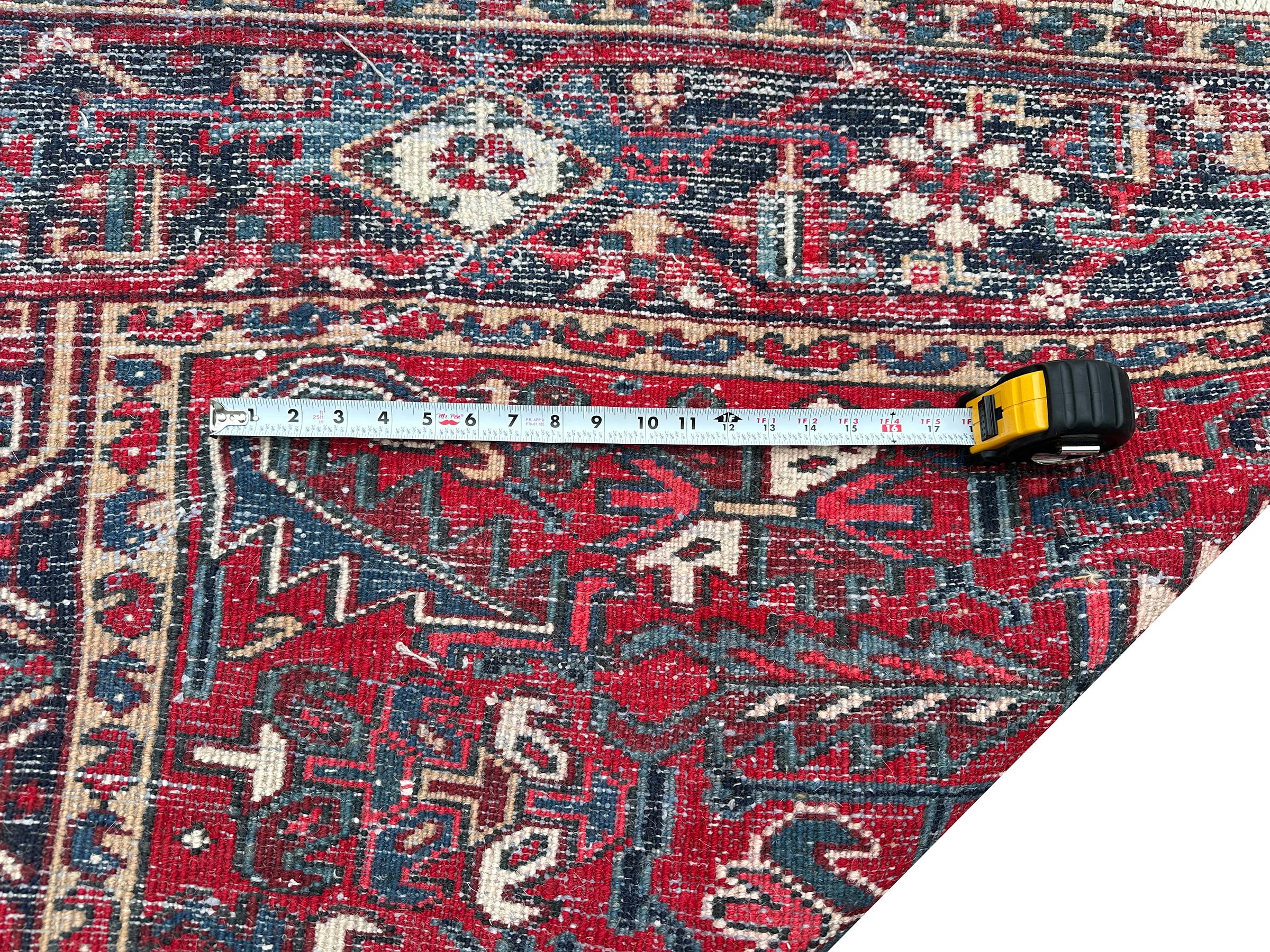 Tapis Serapi ancien Tapis Persan Heriz Serapi ancien Tapis Persan fait à la main 8x11 en vente 2