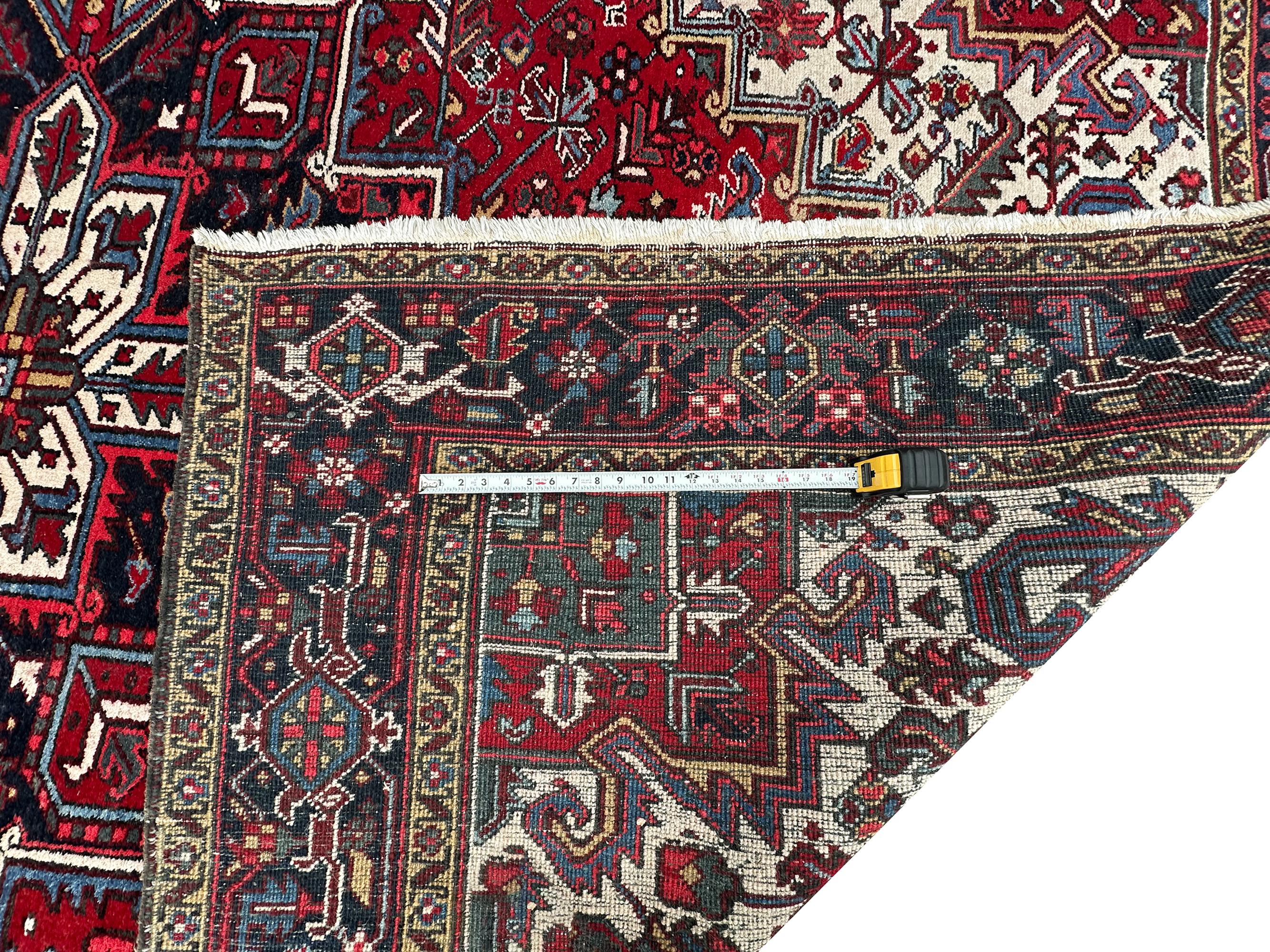 Antiker Serapi Teppich Antiker Persischer Heriz Serapi Teppich Handgefertigter Persischer Teppich 9x12 im Angebot 6