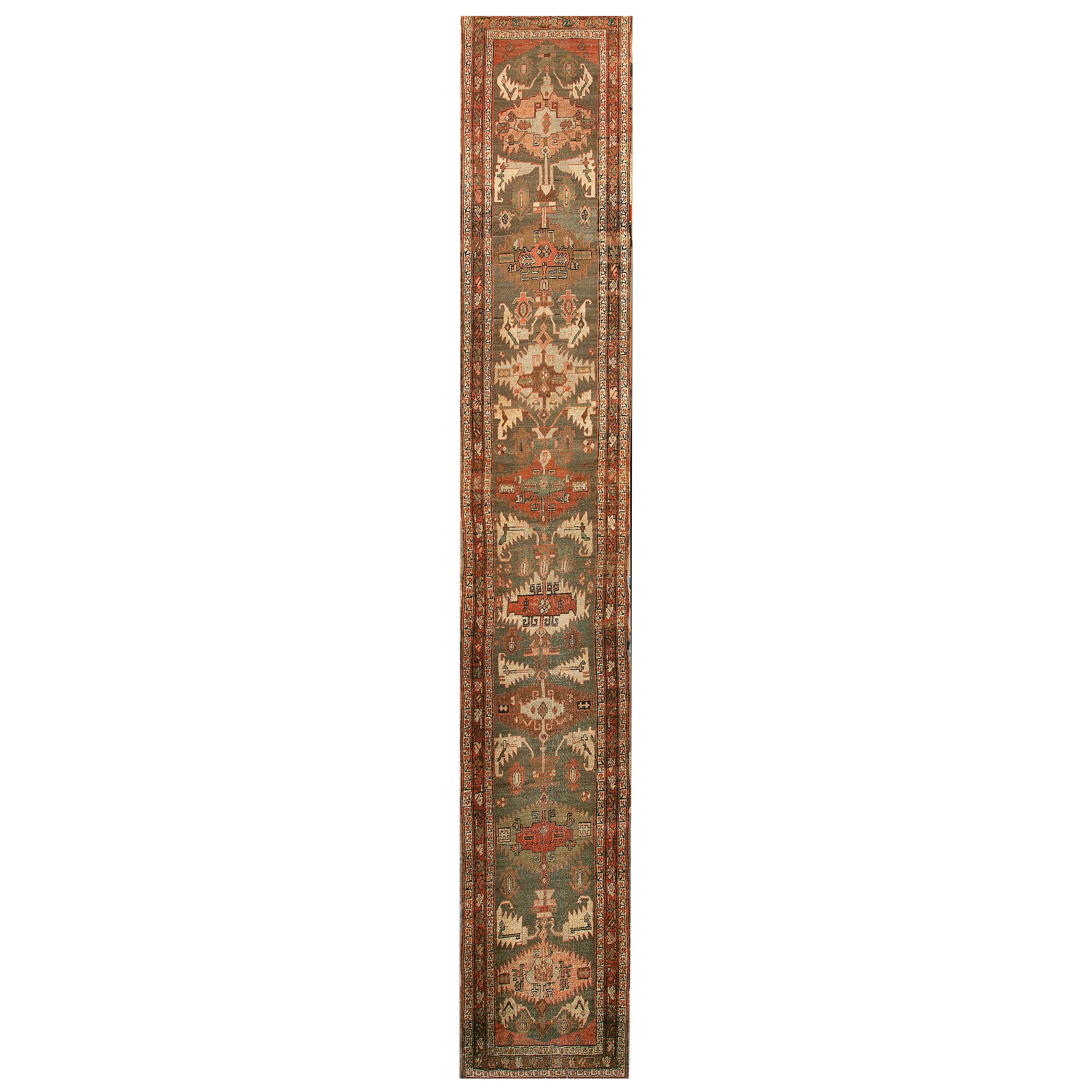 19th Century N.W. Serapi Carpet ( 2'8" x 17'4" - 80 x 528 ) For Sale