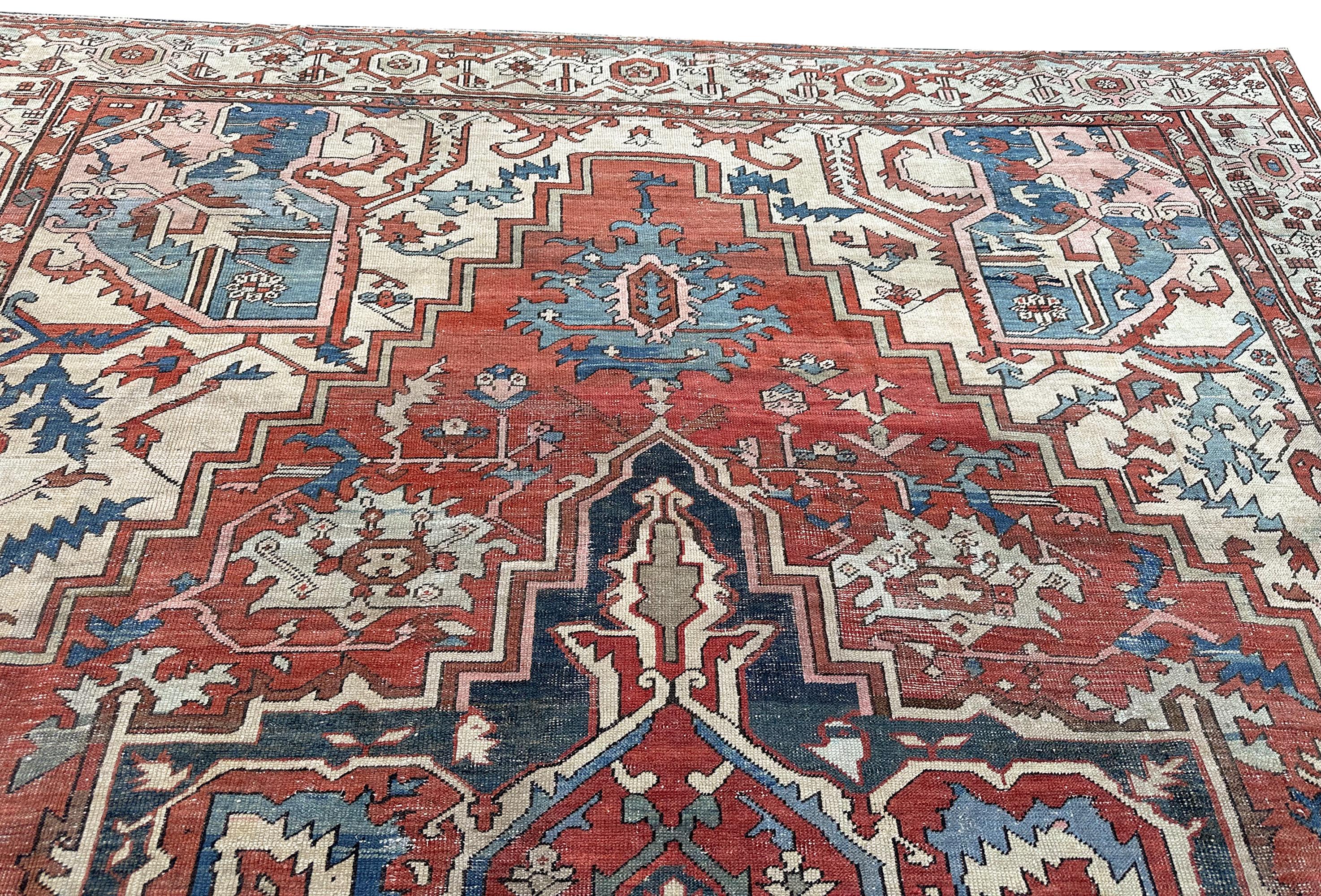 Antique Serapi Rug Handmade Persian Rug 10x13 Geometric Carpet c.1880 im Angebot 4