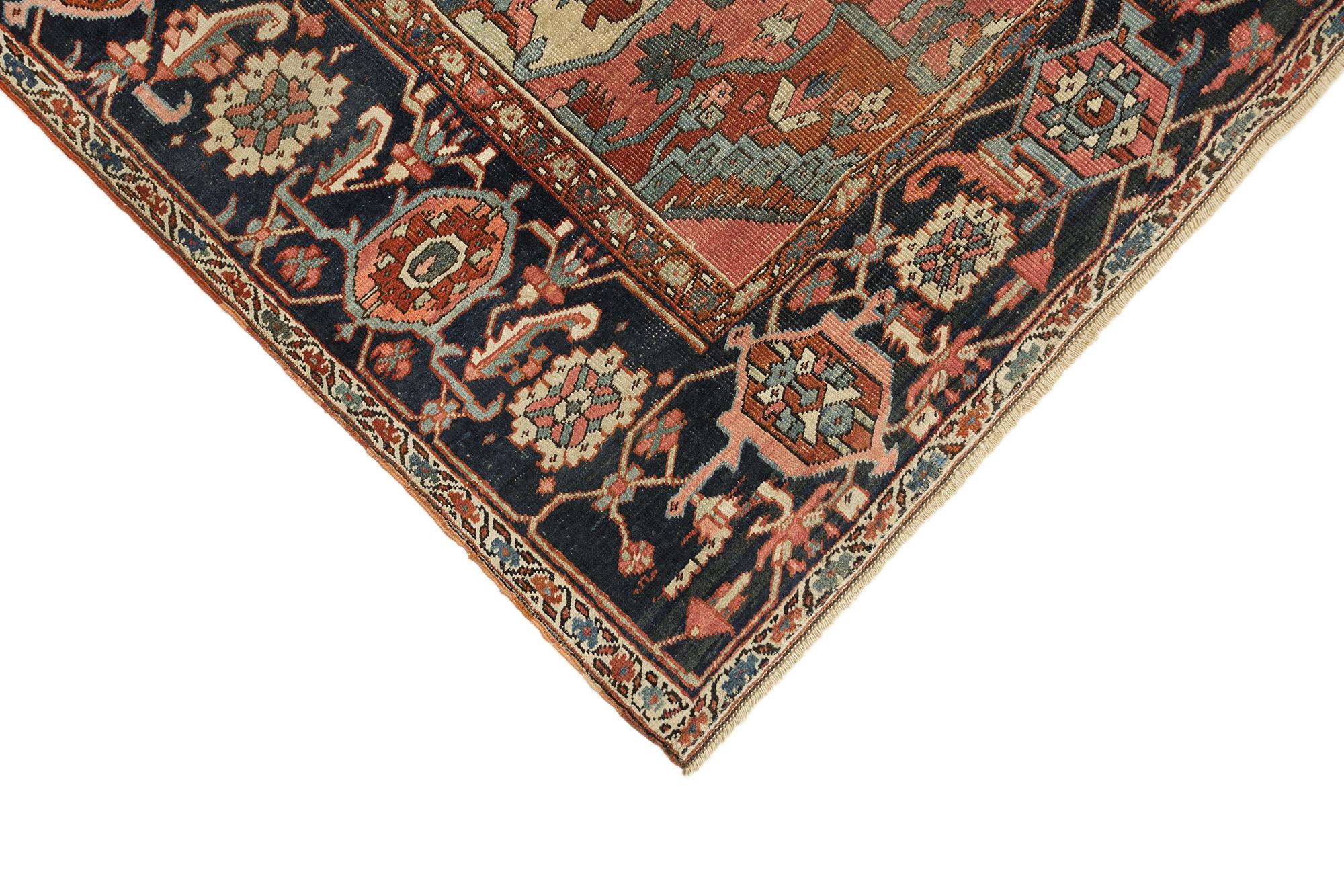 Antikes Serapi (himmelblaues, grünes, elfenbeinfarbenes und terrakotta-rotes Feld, 424cm x 320cm) (Wolle) im Angebot