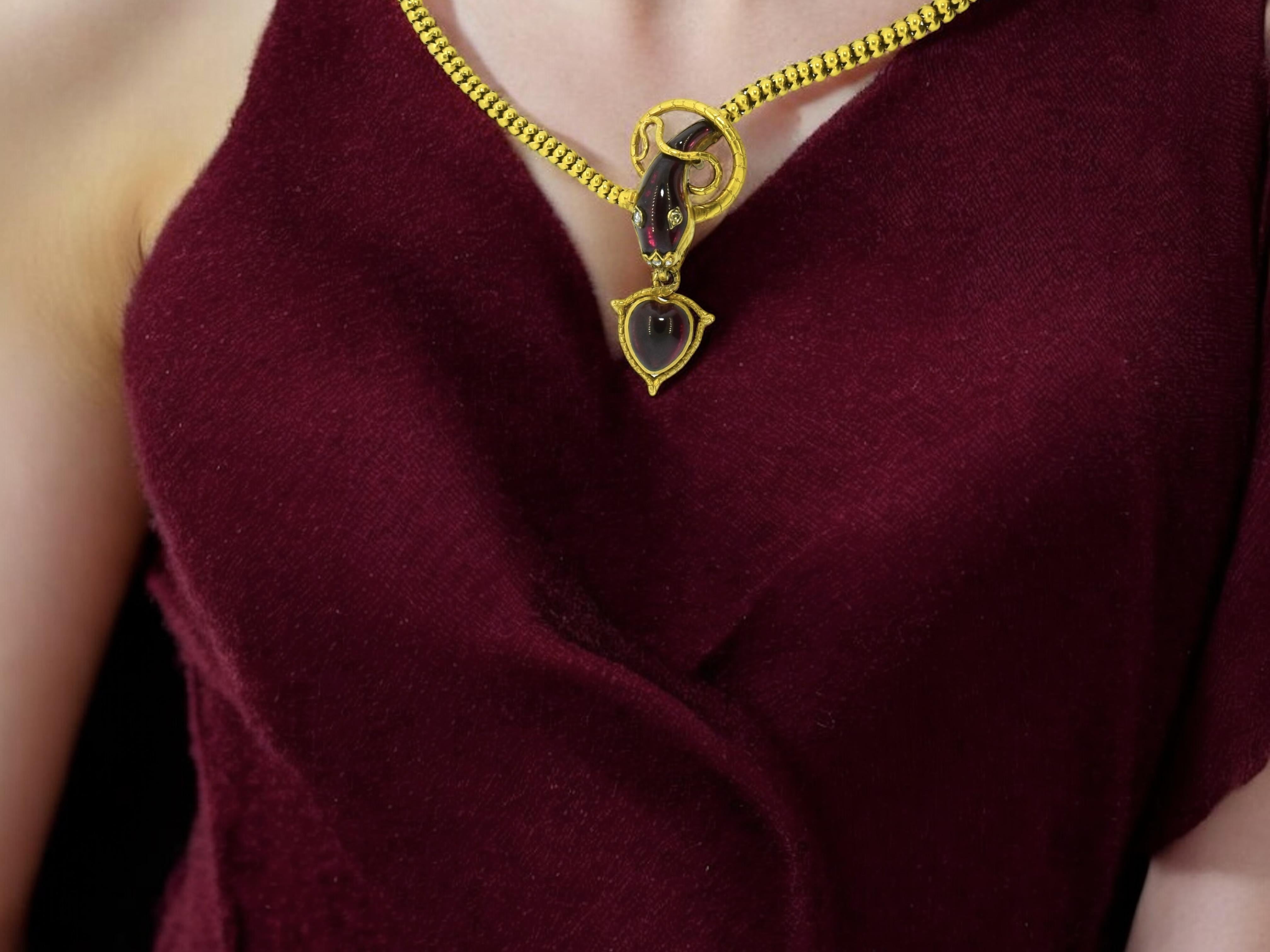 Collier ancien serpent et cœur avec yeux en grenat et diamants de taille fantaisie, vers 1870 en vente 1