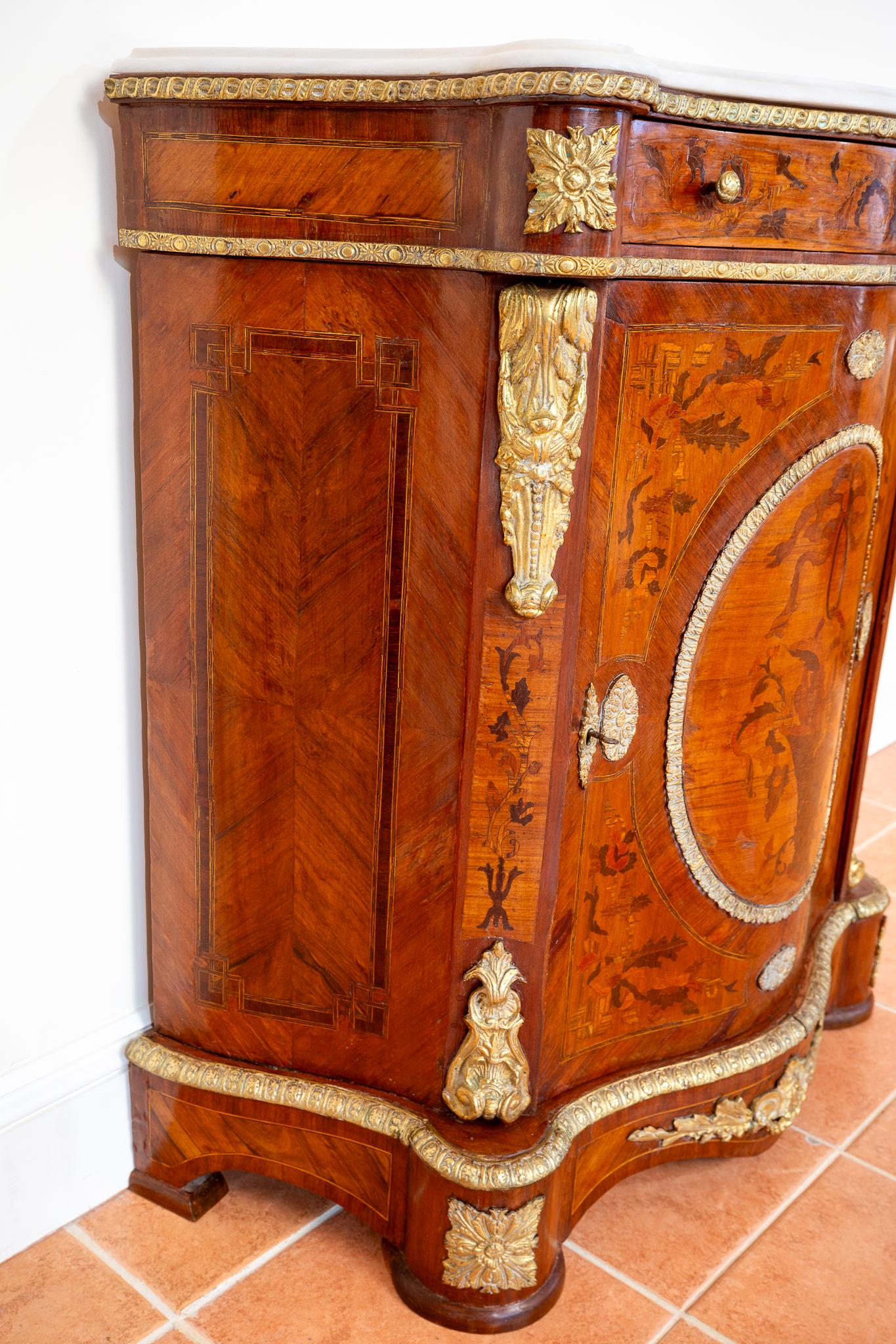 Antique French Cabinet intarsiato in legno Kingwood Marmo Ormolu Napoleone III 8