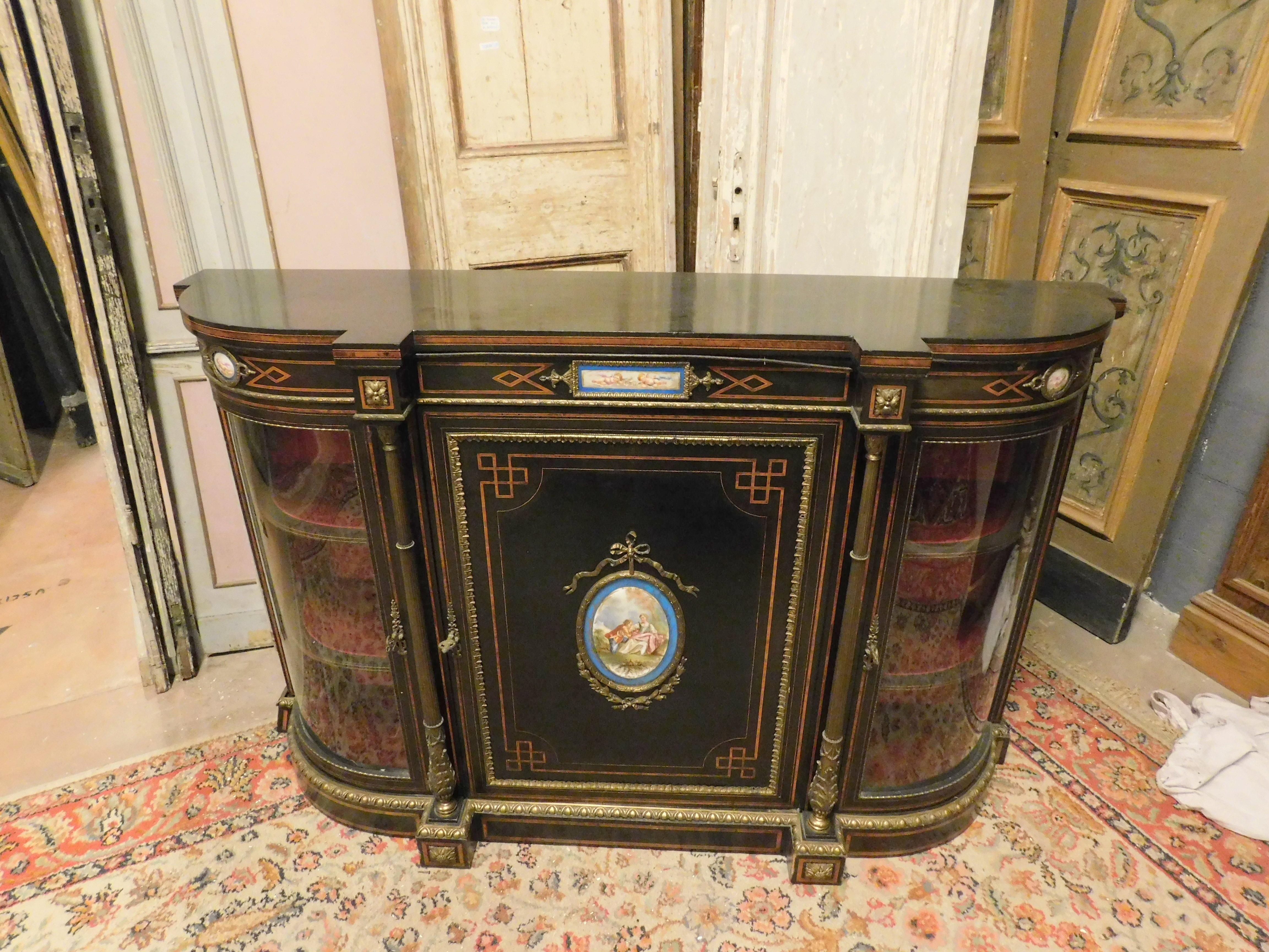 Hand-Carved Antique Servant sideboard in ebonized wood, glass doors, France For Sale