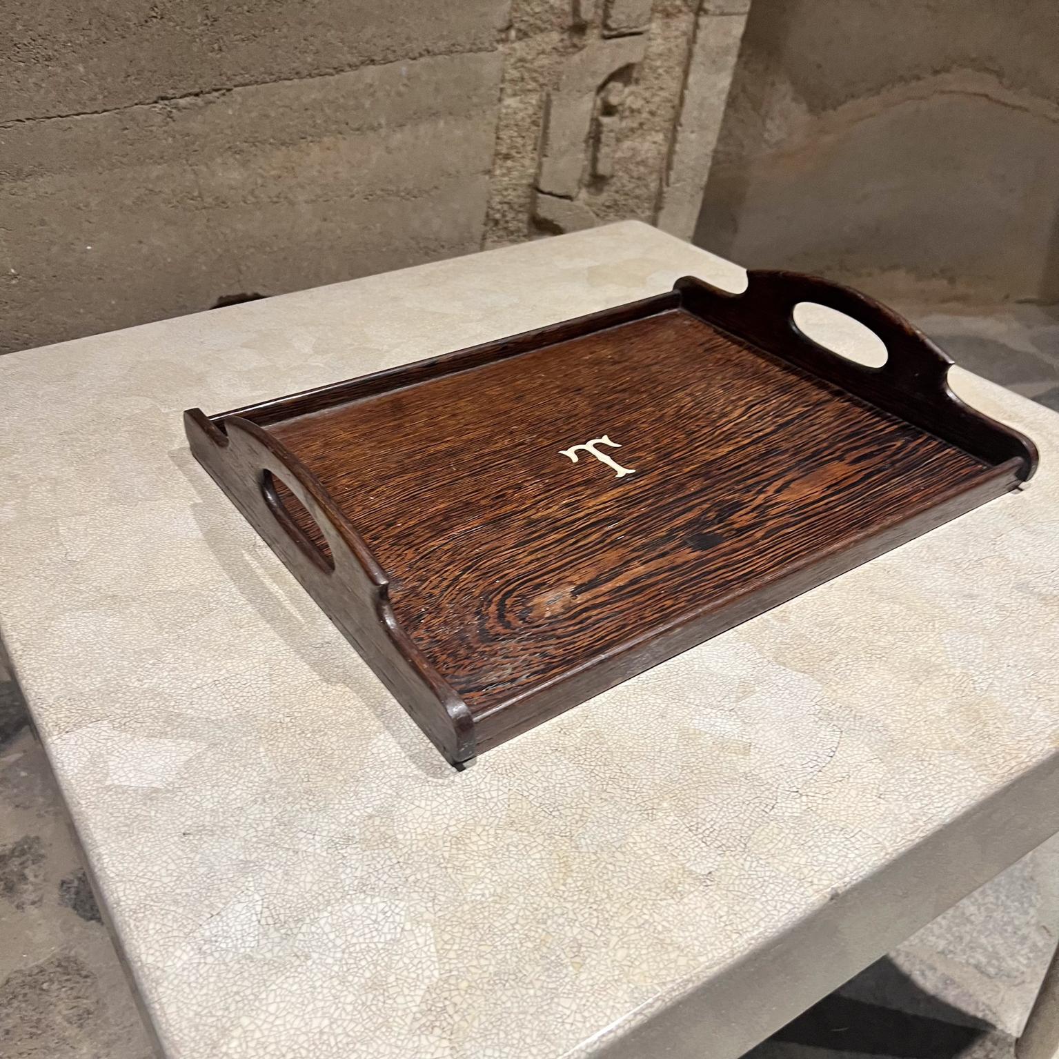 Plateau de service ancien en bois exotique Bon état - En vente à Chula Vista, CA