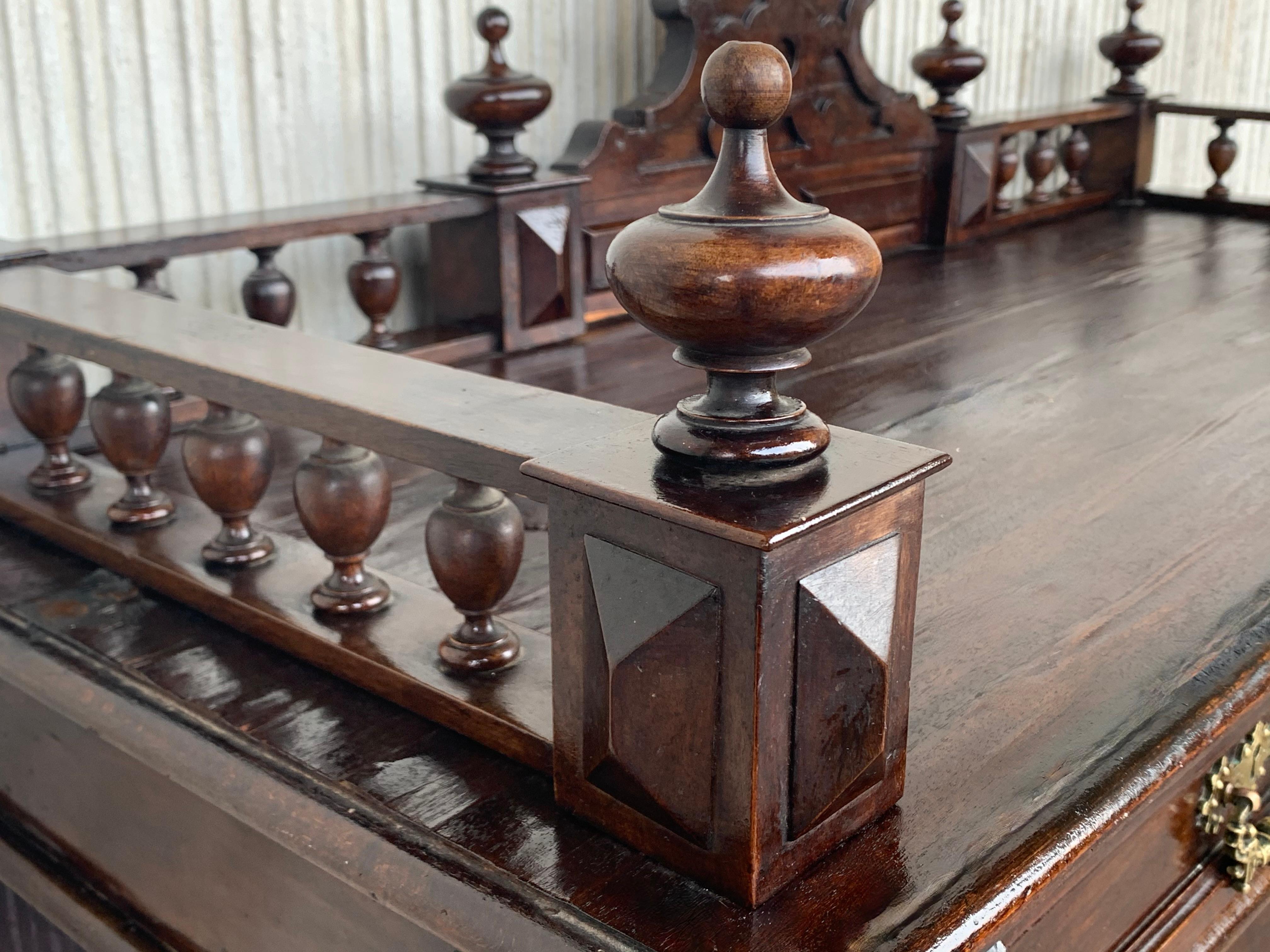 19th Century Antique Serving Table, Victorian Carved Oak Console Table, France, 1890 For Sale