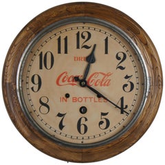 Antique Seth Thomas Drink Coca Cola Bottles Round Oak Wall Clock Peekaboo 16" (horloge murale en chêne)