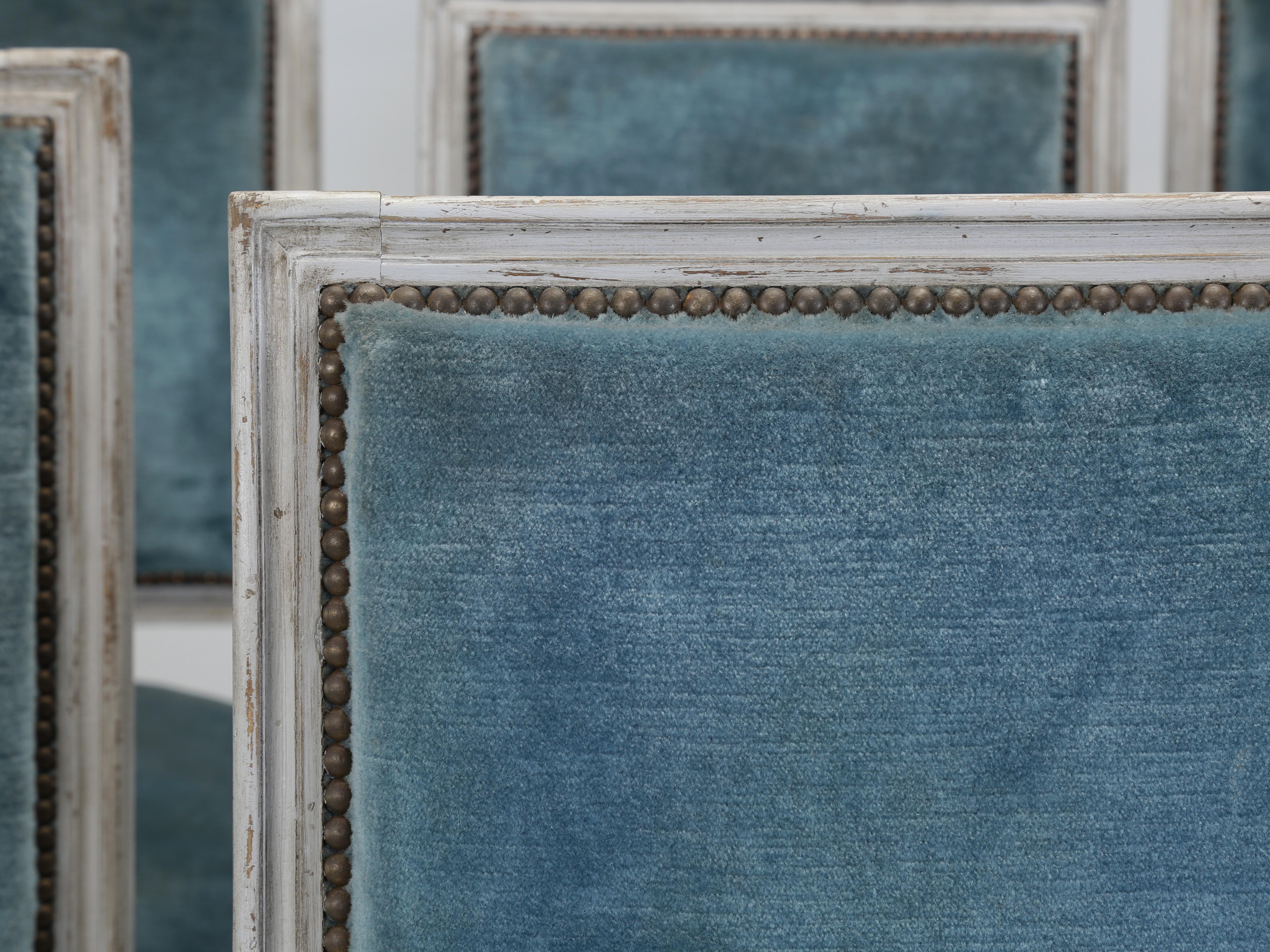 Tissu d'ameublement Ensemble ancien (10)  Chaises de salle à manger françaises Louis XVI à l'ancienne peinture doivent être restaurées
