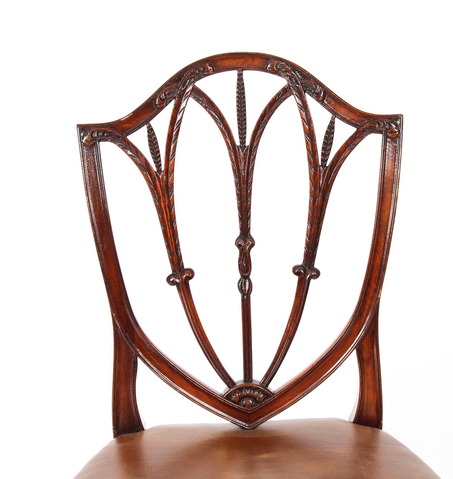 Leather Antique Set 12 English Mahogany Hepplewhite Dining Chairs 19th Century