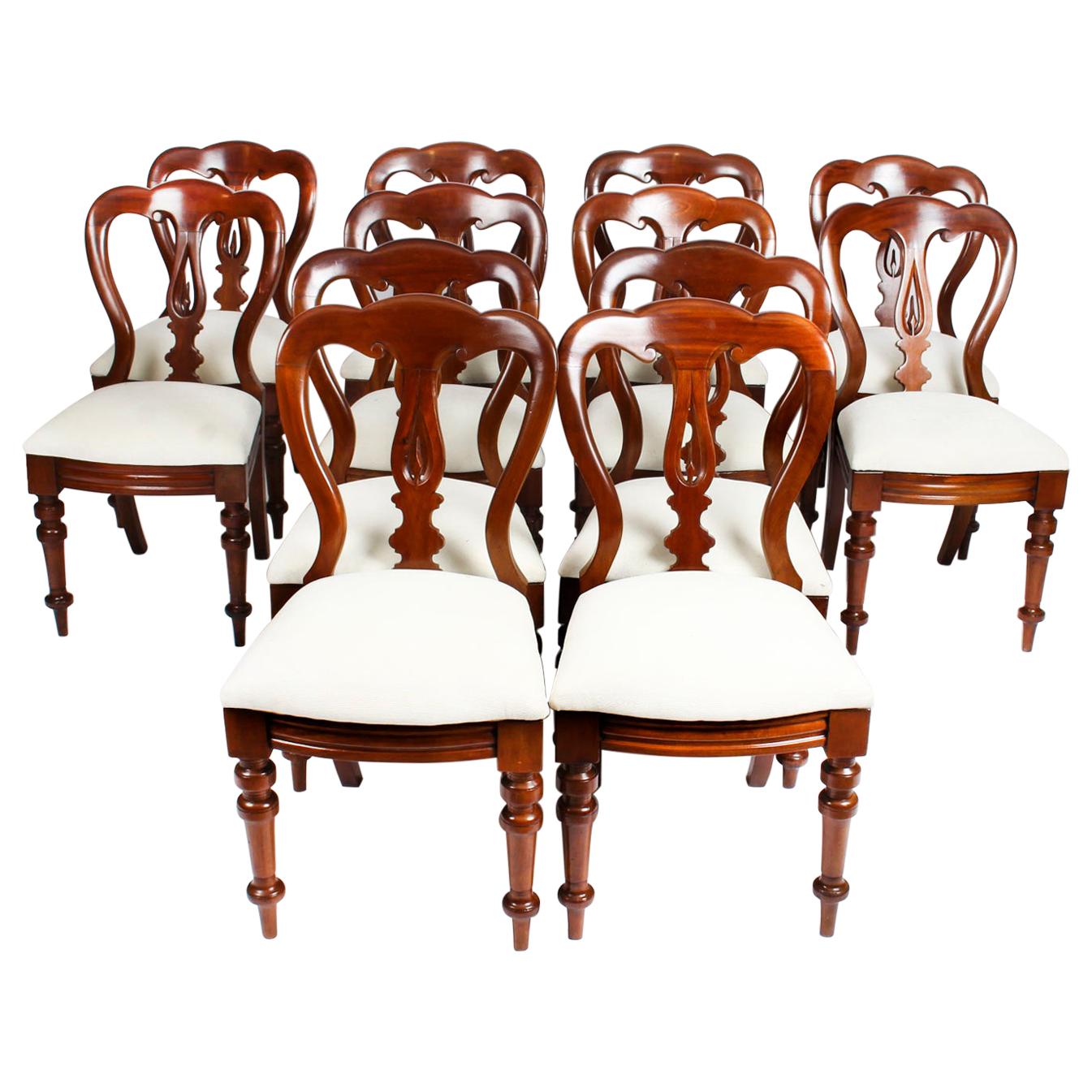 Antique Set of 12 Victorian Mahogany Spoon Back Dining Chairs 19th Century