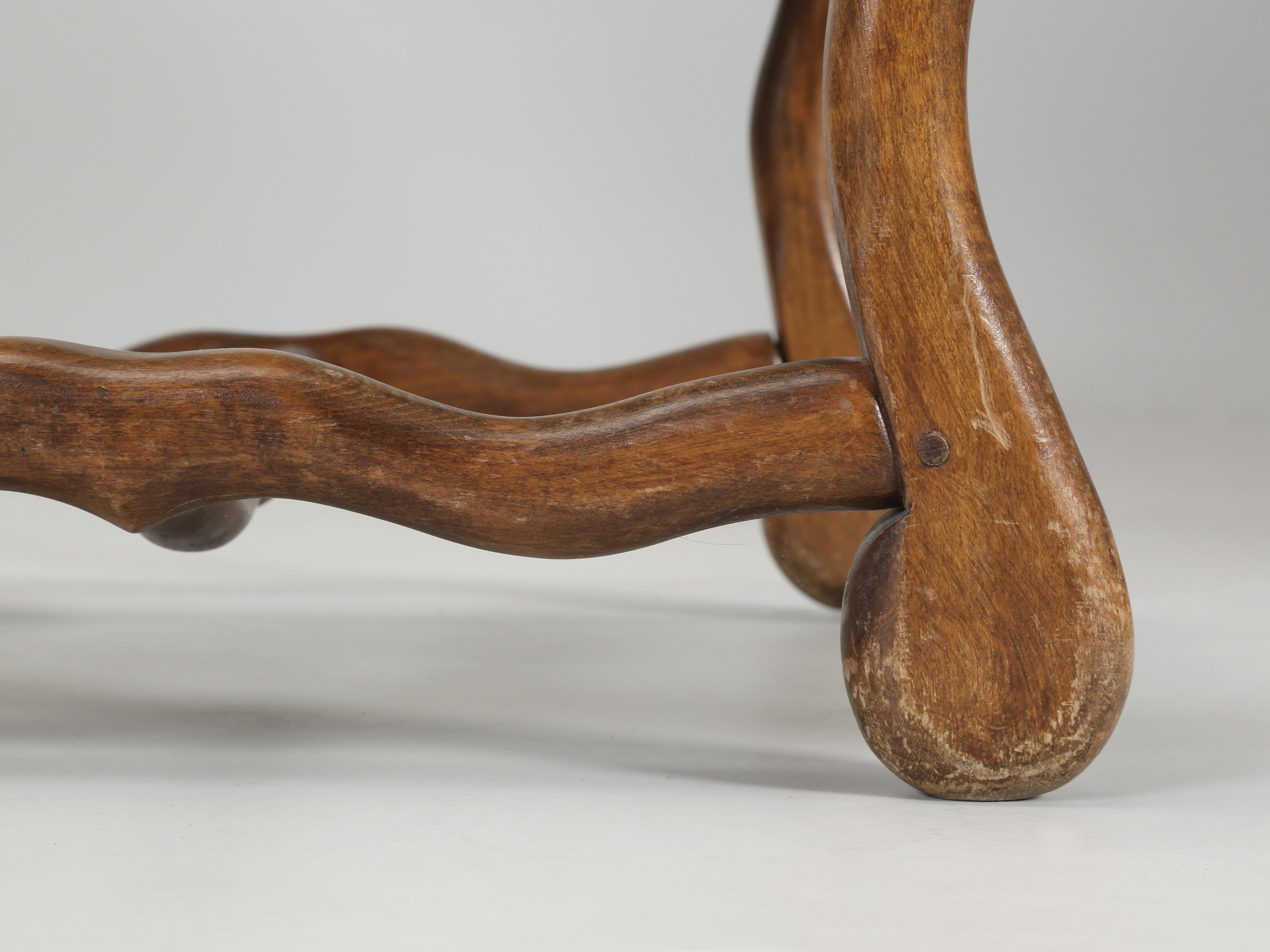 Tissu d'ameublement Ensemble ancien (14) chaises de salle à manger françaises de style Os De Mouton en bois sculpté à la main