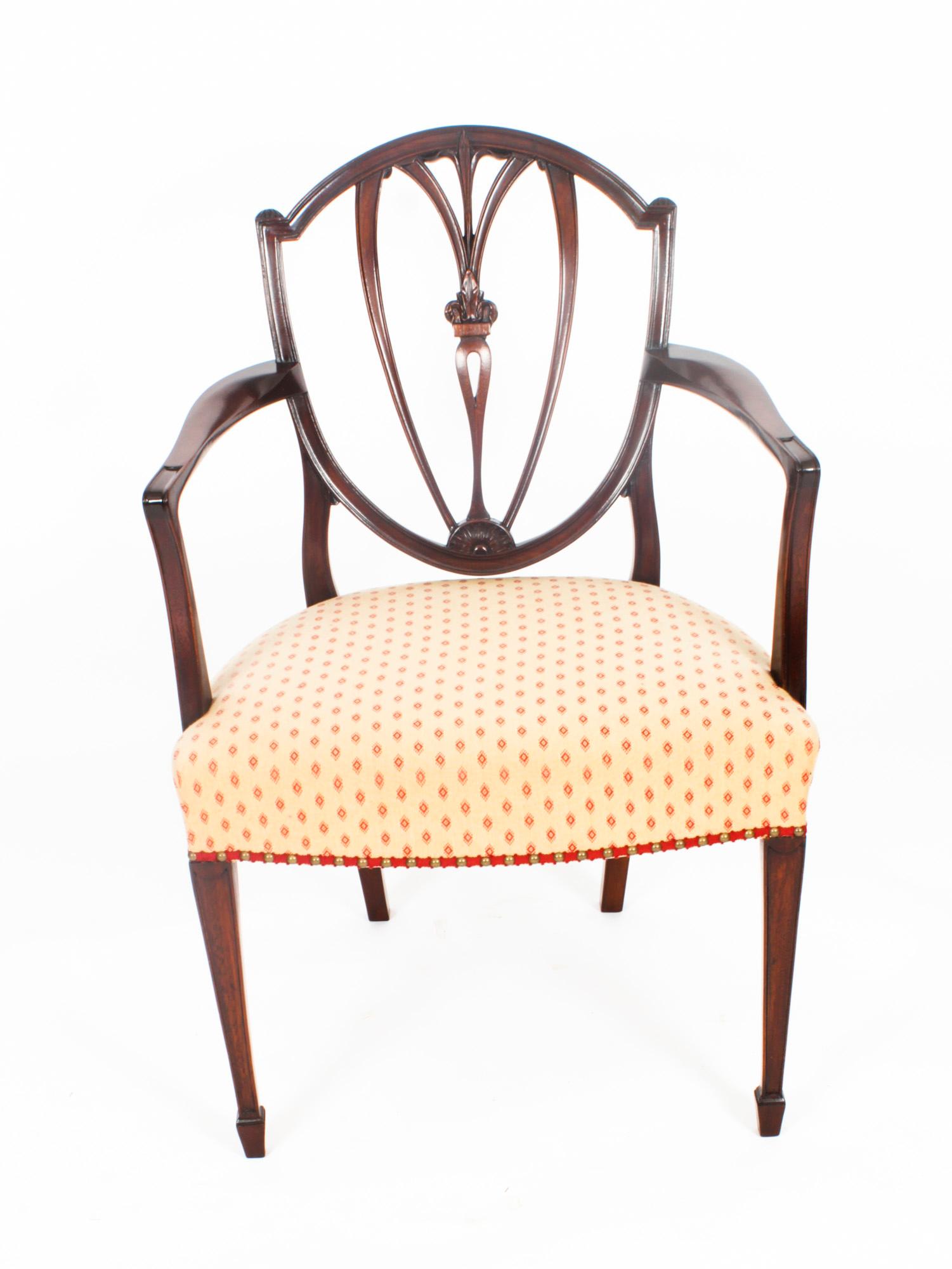Antique Set 14 Hepplewhite Mahogany Dining Chairs 19th Century In Good Condition In London, GB