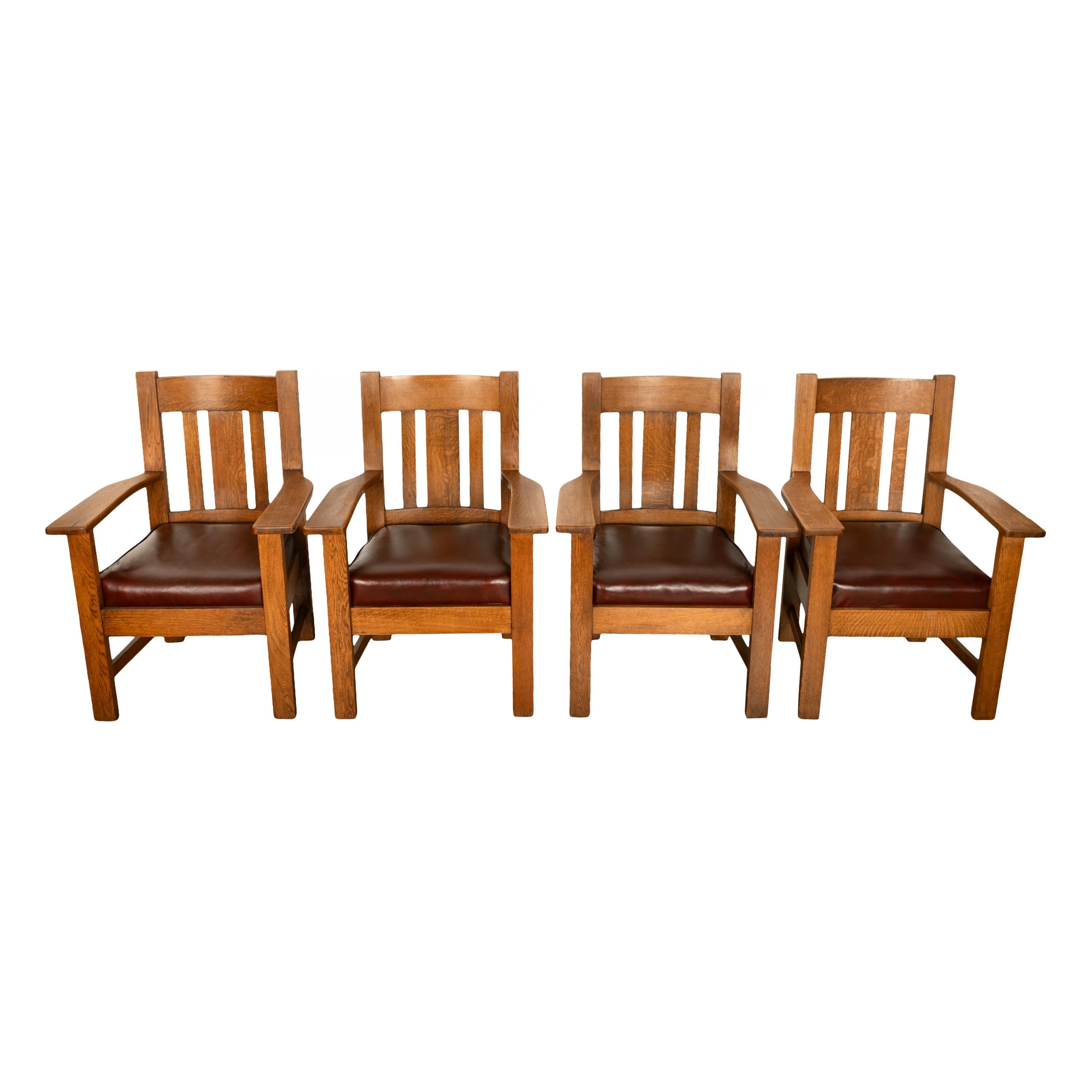 Antique American Arts & Crafts, Mission oak & leather armchairs, Stickley style, made by the Oregon Chair Company, Circa 1910.
The Oregon Chair Company was incorporated in 1906 and founded by Arthur Kingsley, the manufactory was located on five