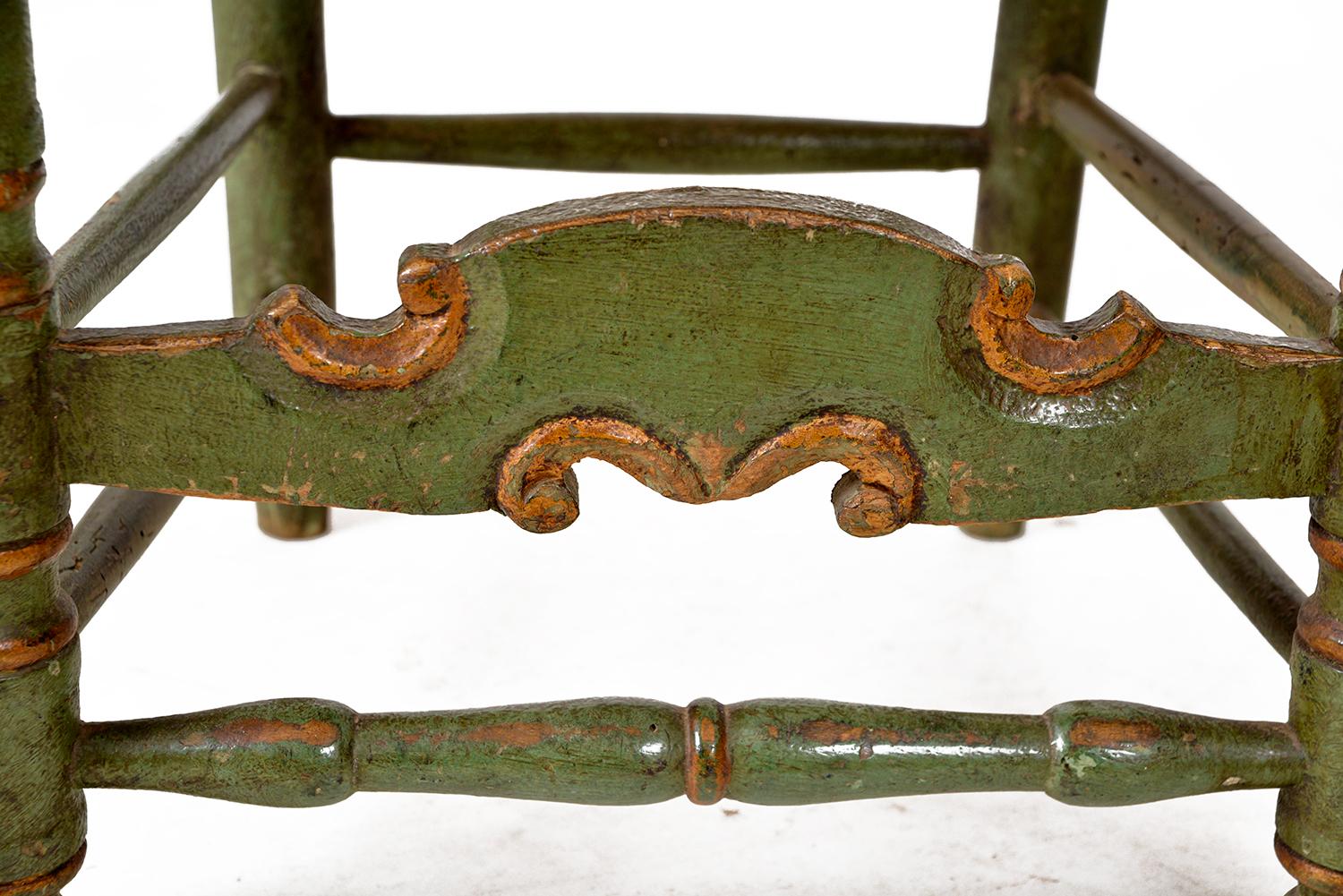 Antikes Set aus 4 spanischen polychromen Esszimmerstühlen, vergoldetes Holz, grün bemalt, Volkskunst im Angebot 7