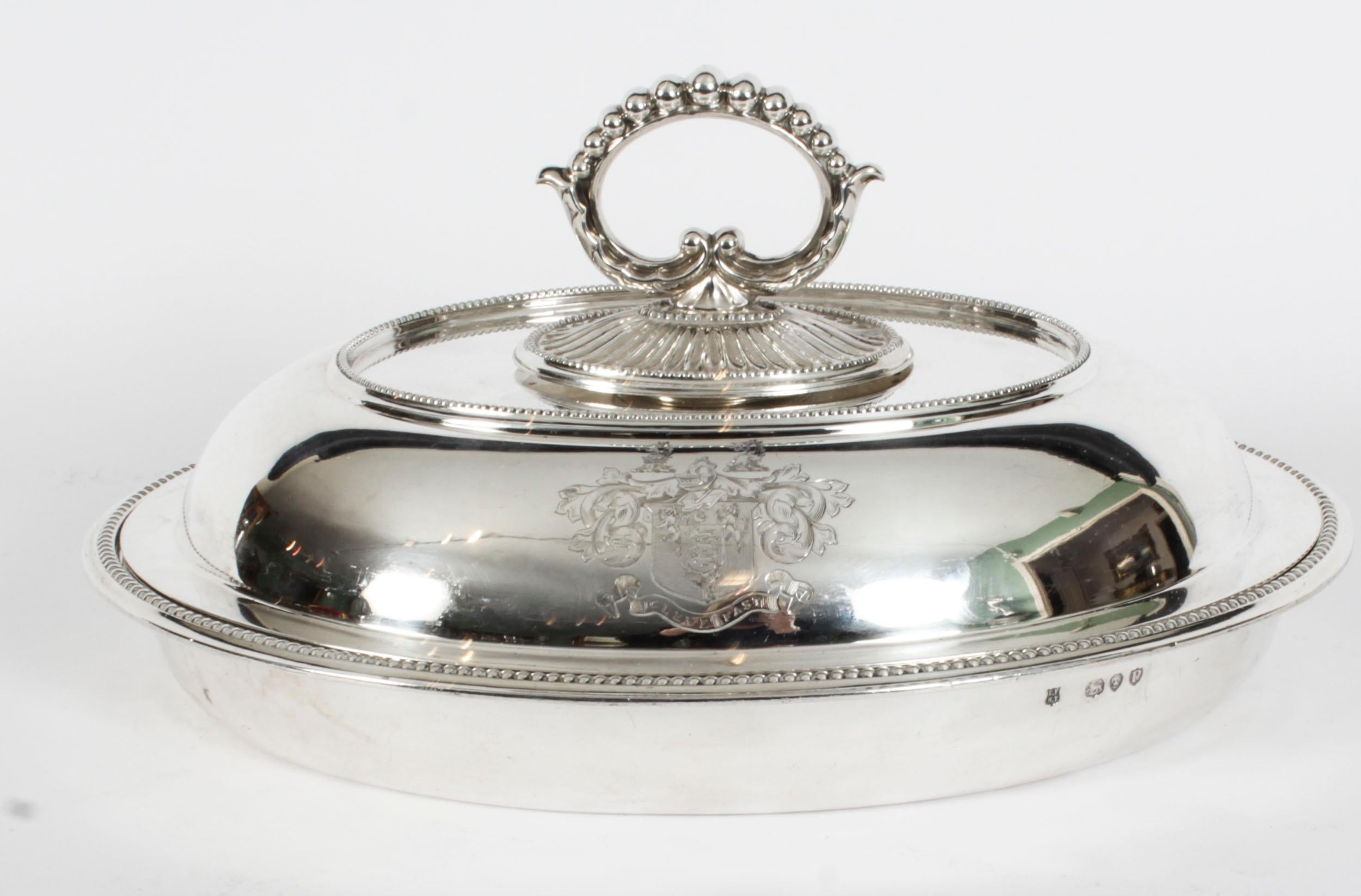 Antique Set 4 Sterling Silver Entree Dishes & Covers Finley & Taylor 1890 19th C In Good Condition For Sale In London, GB