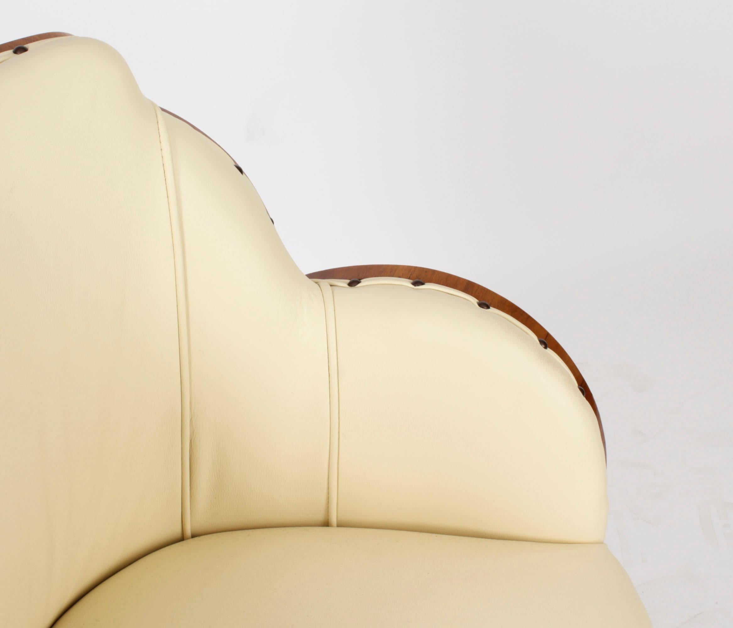 Set antico di 8 sedie Art Deco in radica di noce crema con schienale a nuvola del XX secolo in vendita 4