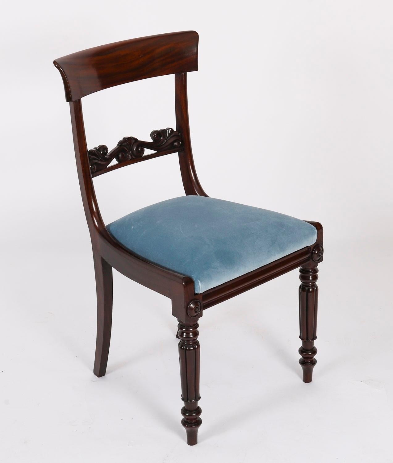 Ensemble ancien de 8 chaises de salle à manger anglaises William IV Barback datant d'environ 1830 19ème siècle en vente 7