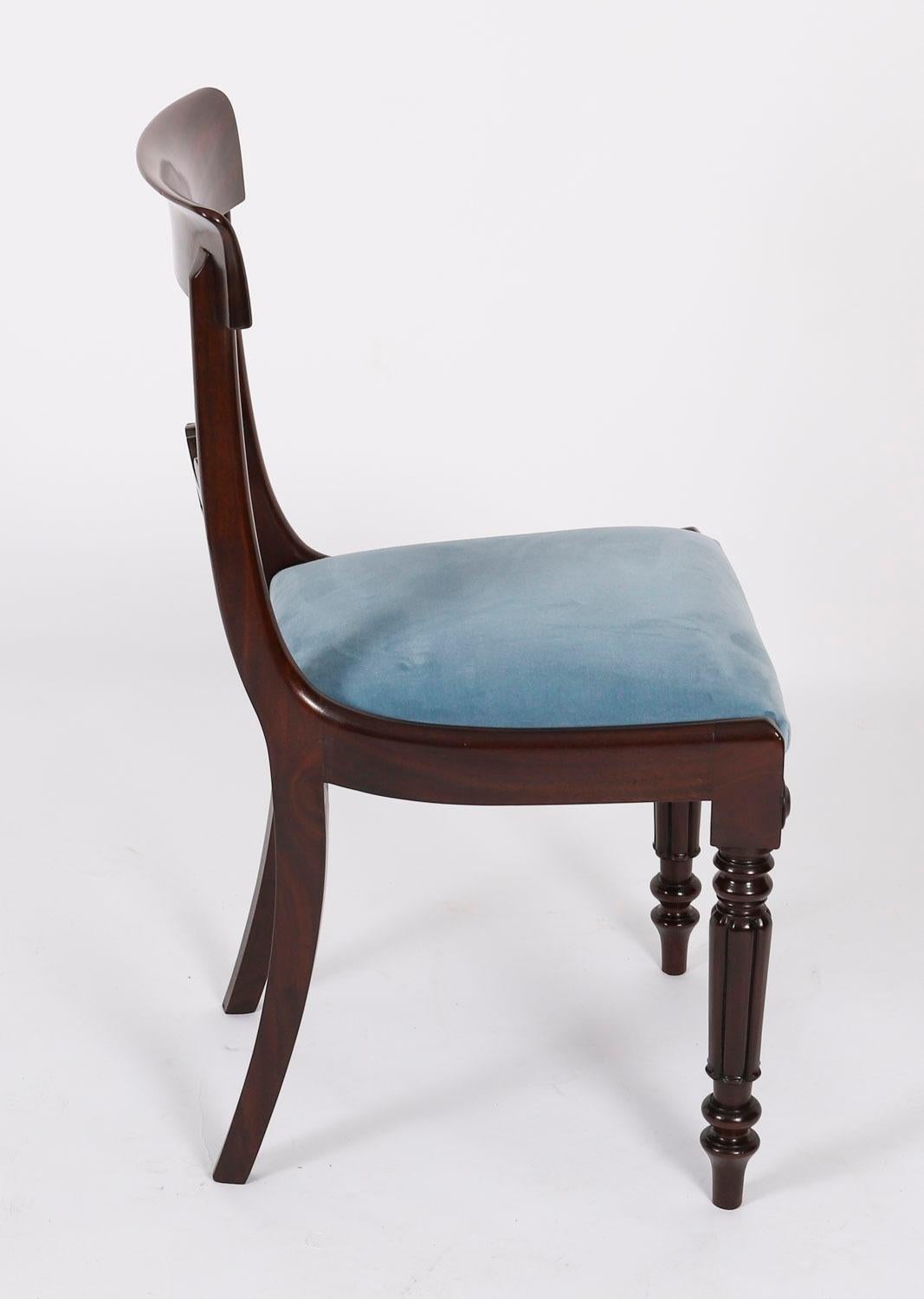 Ensemble ancien de 8 chaises de salle à manger anglaises William IV Barback datant d'environ 1830 19ème siècle en vente 8